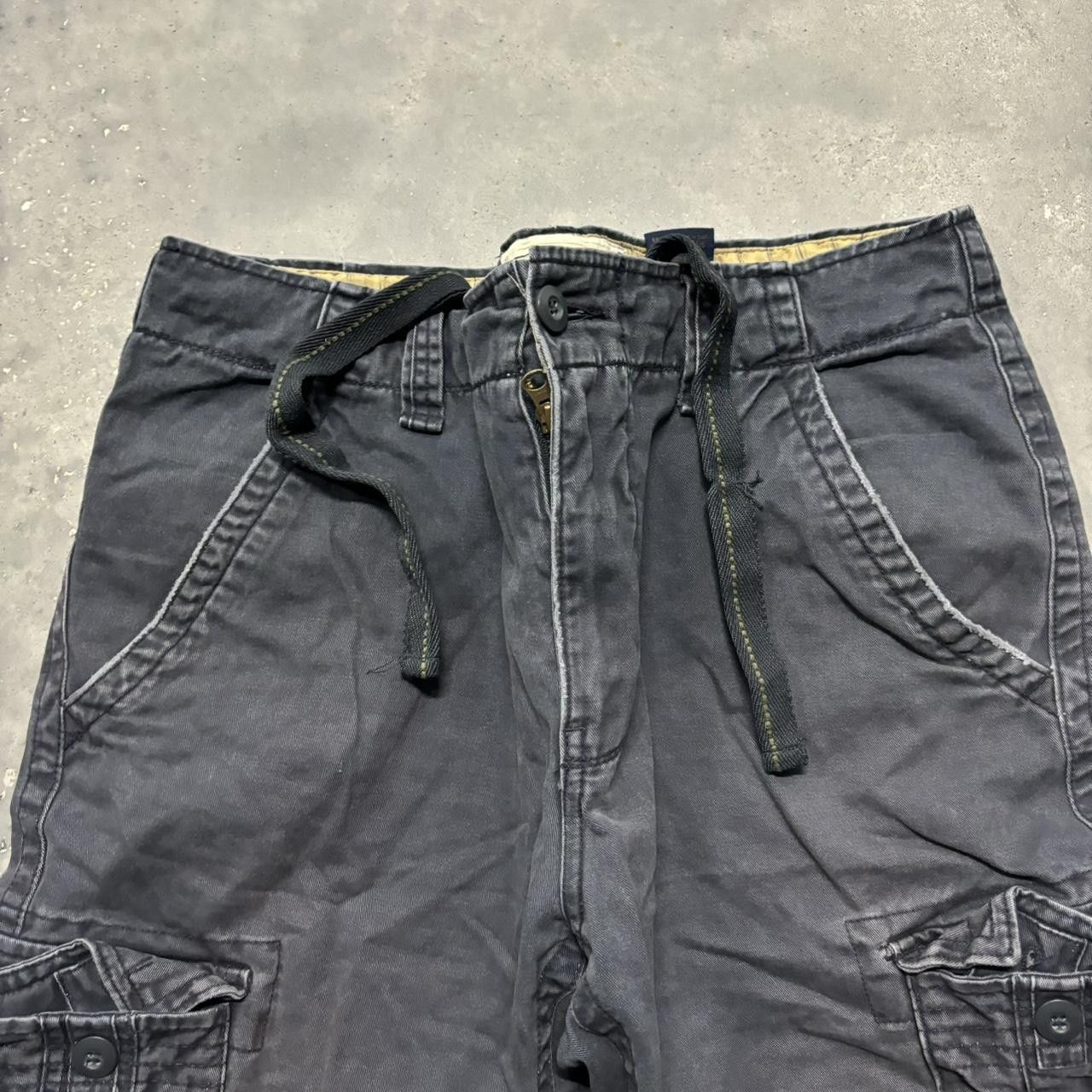 Japanese Brand × Vintage Crazy Vintage Y2K/2000s Baggy Faded Navy Blue Skater Style Cargo Shorts! Size US 36 / EU 52 - 2 Thumbnail