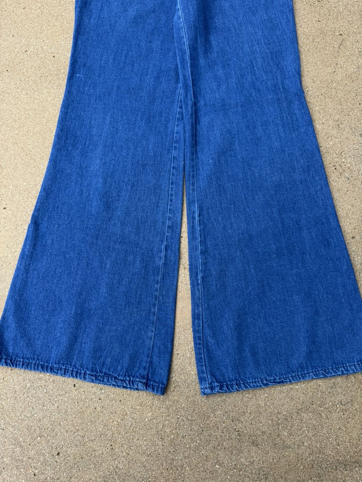 Vintage Vintage 70’s Militaries Equipments Bellbottom Jeans 24x31 Size 24" / US 00 / IT 34 - 4 Thumbnail