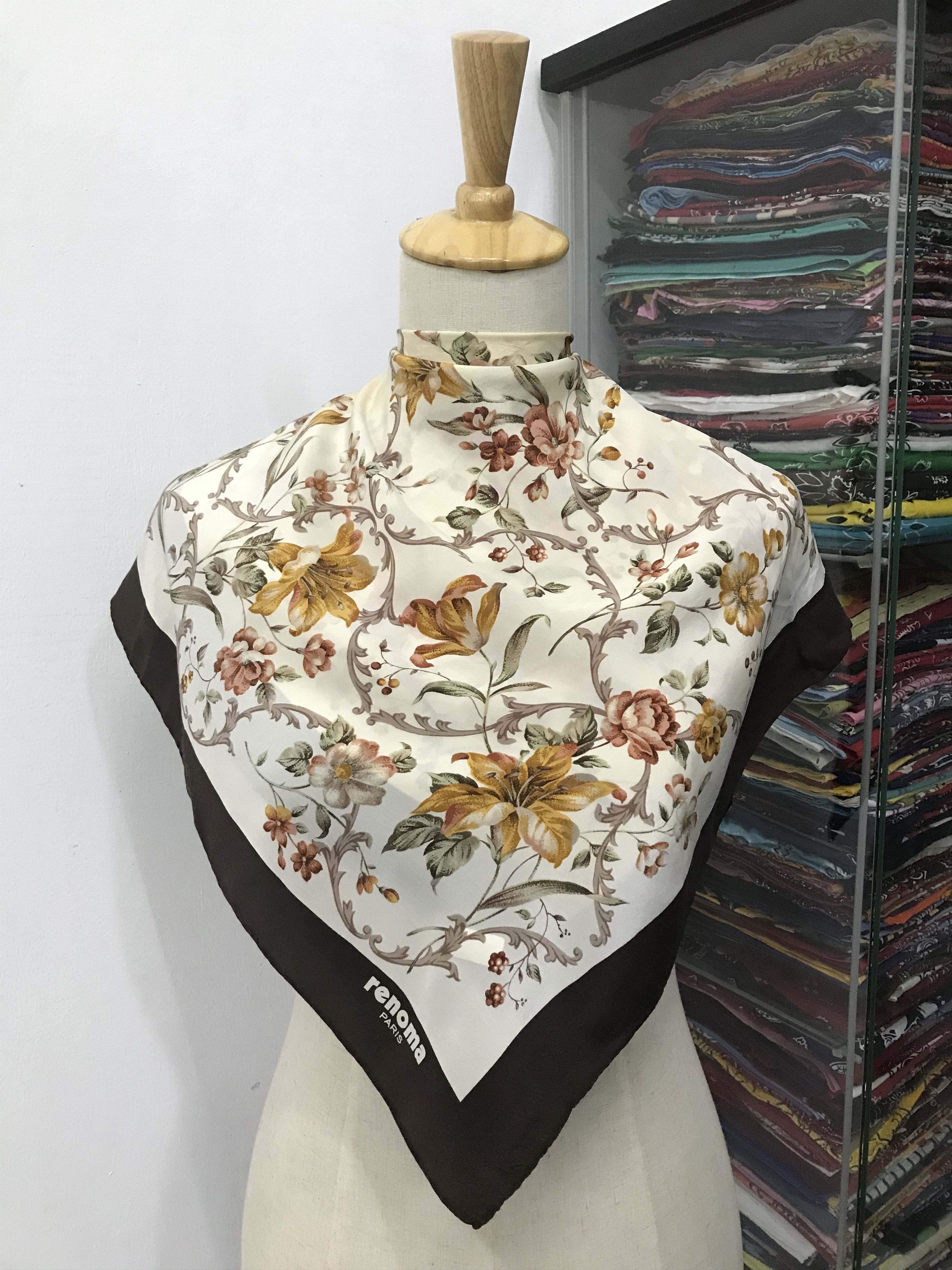 Renoma × Vintage Vintage Renoma Silk Scarf Size ONE SIZE - 1 Thumbnail