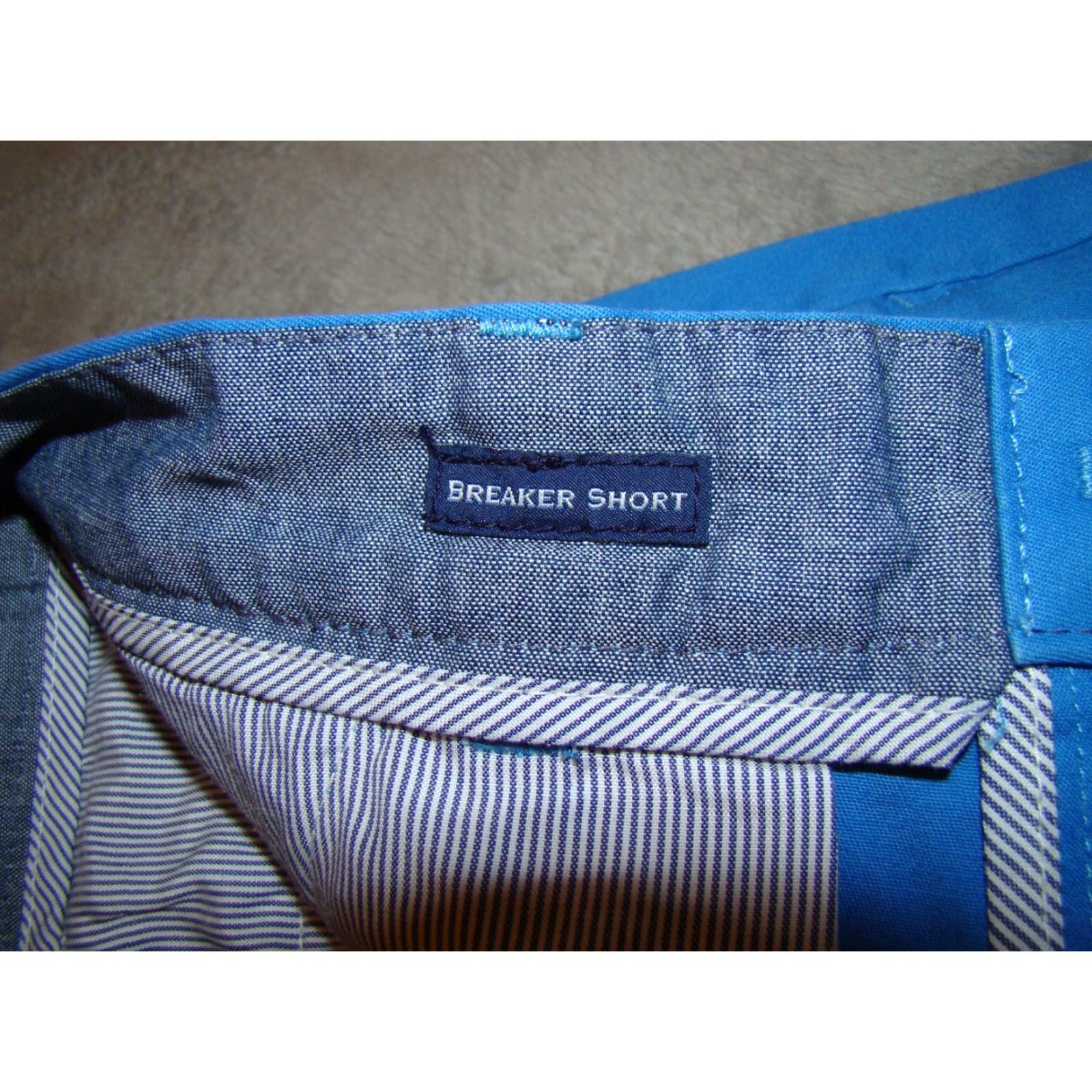 Vineyard Vines VINTAGE? No — but not vintage. Vineyard Vines Mens Size 30 Blue USA Embroidered Flag Sail Boat Breaker Shorts Shirt? Size US 30 / EU 46 - 3 Thumbnail