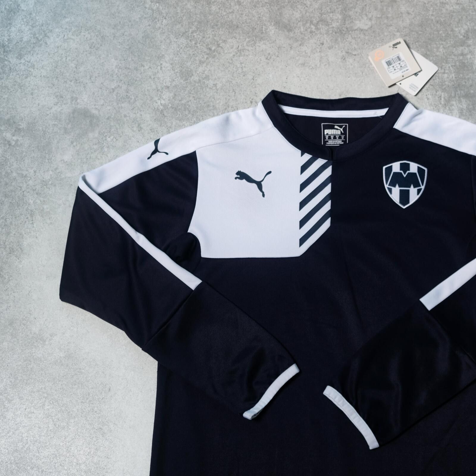 Puma Monterrey Rayados (Mexico) Training Shirt Puma BNWT (M/L) Size US M / EU 48-50 / 2 - 3 Thumbnail