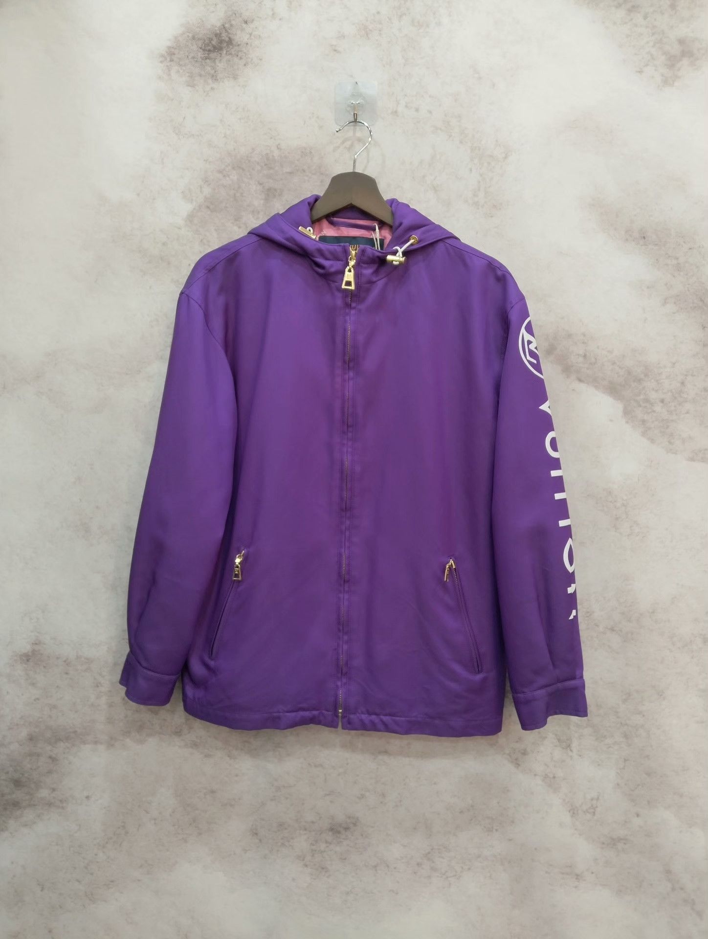 Louis Vuitton Louis Vuitton Purple Jacket 34 Women Size XS / US 0-2 / IT 36-38 - 1 Thumbnail