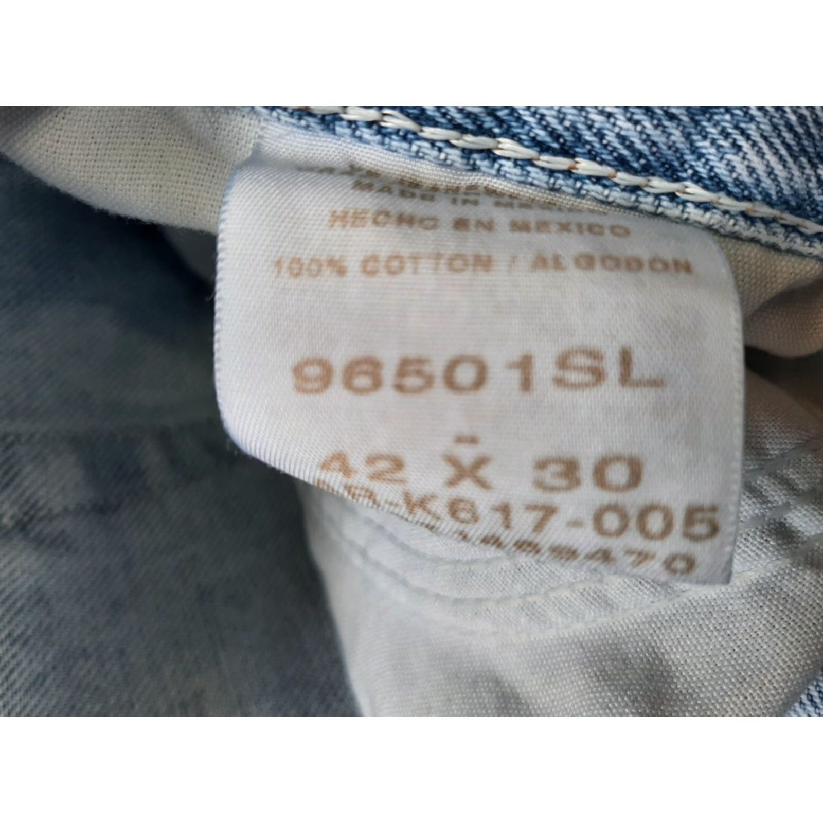 Wrangler Wrangler Pants Mens Size 42x30 Blue Light Wash denim Workwear Pants Straight Mens Regular Capacity Wrangler RIGGS Workwear Size US 42 / EU 58 - 4 Thumbnail