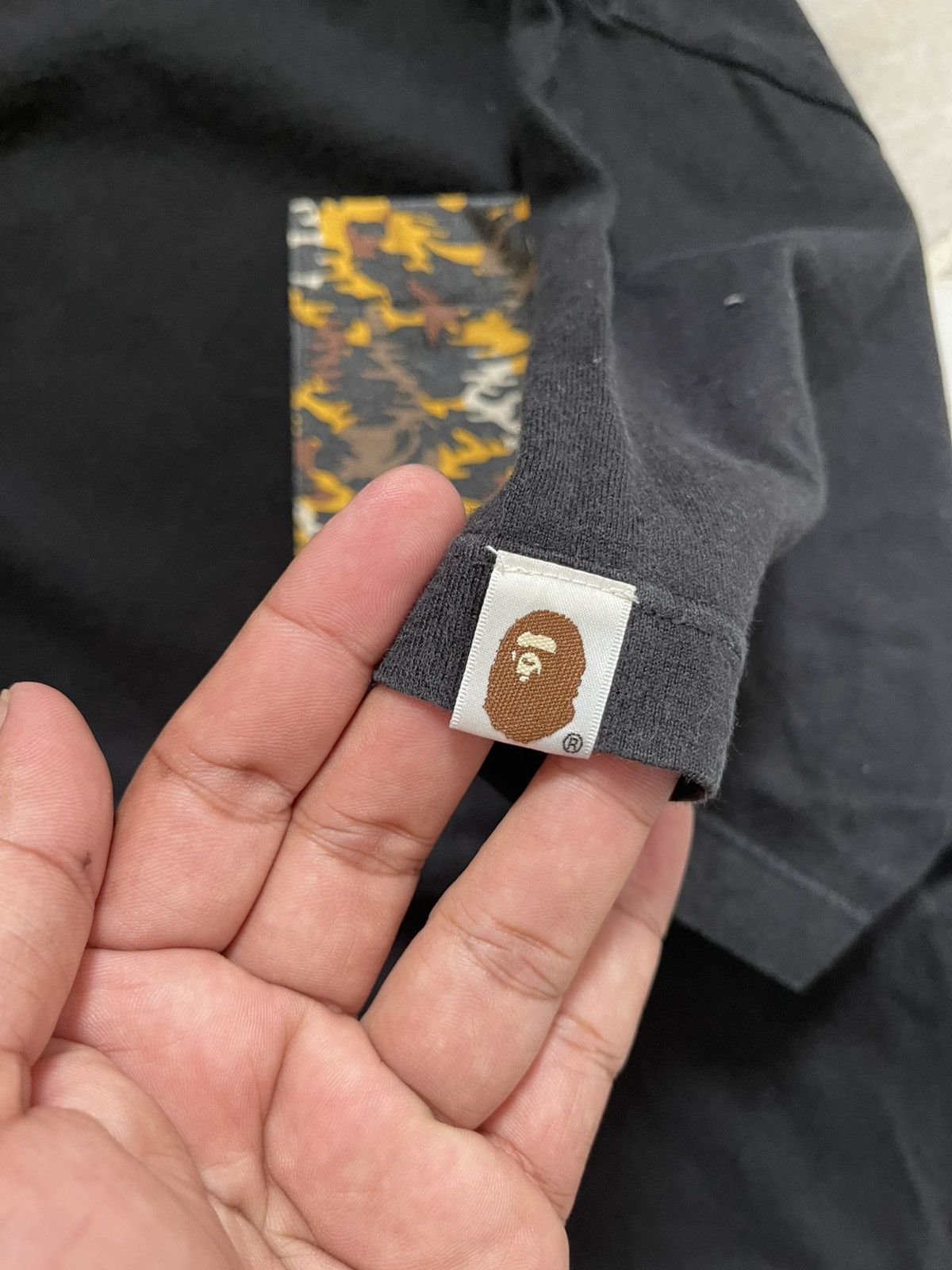 Bape × Nigo Bathing ape Camo pocket tee Size US M / EU 48-50 / 2 - 6 Thumbnail