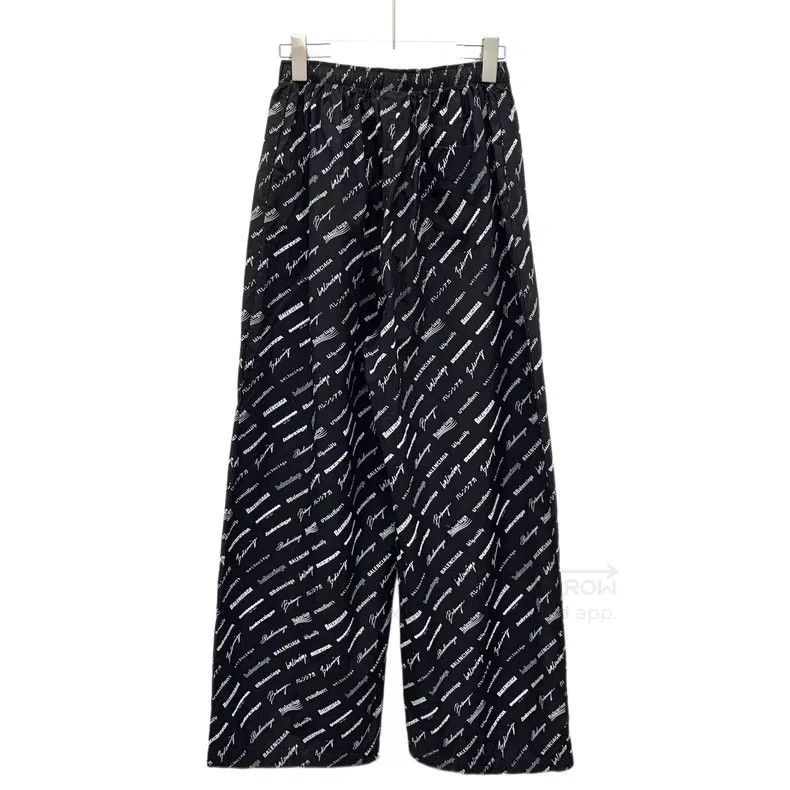 Balenciaga Balenciaga Black Logo Letter Bullet Hole Print Cotton Casu Size US 28 / EU 44 - 2 Thumbnail
