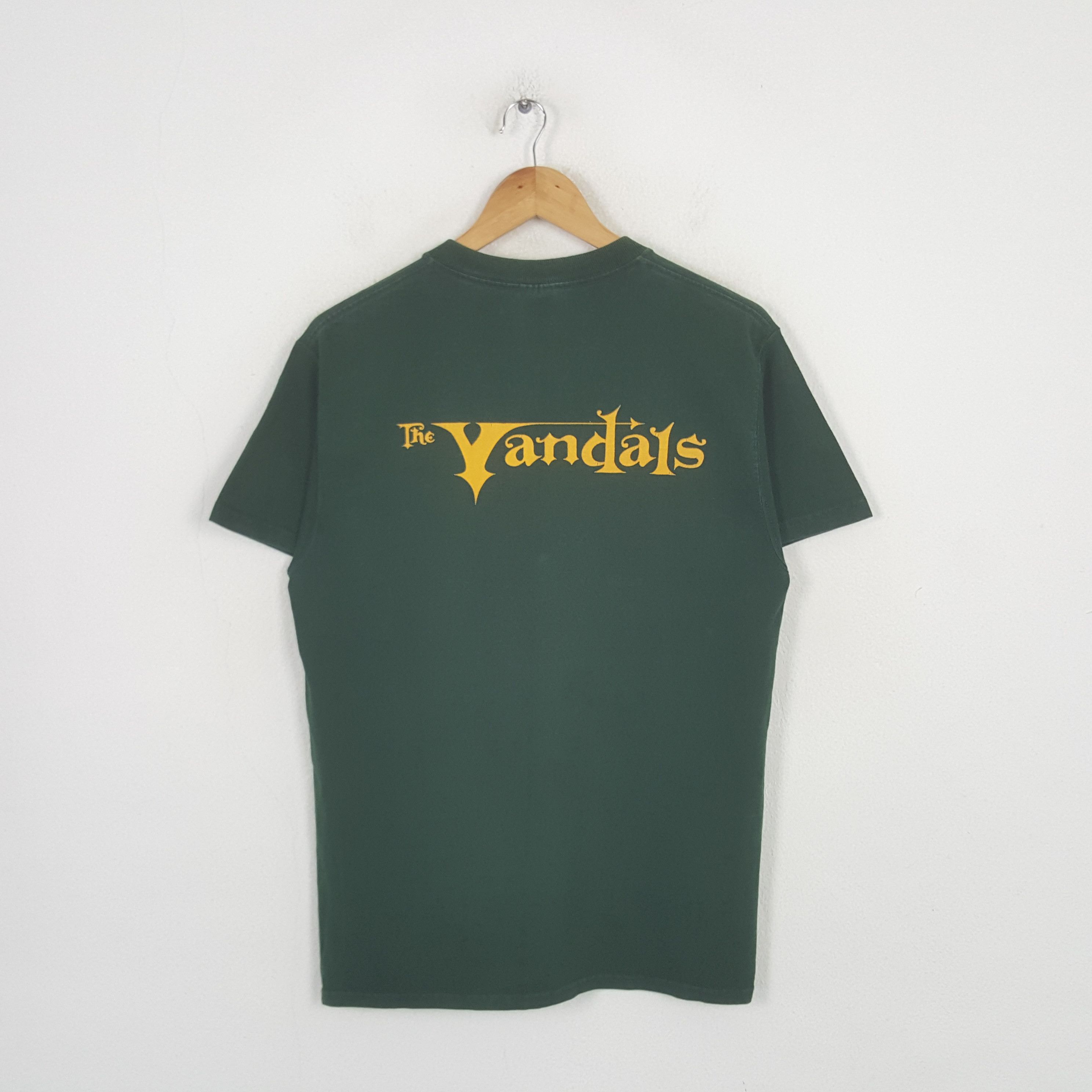Band Tees Vintage The Vandals American Punk Rock Band Tshirt RR3 Size US M / EU 48-50 / 2 - 1 Thumbnail