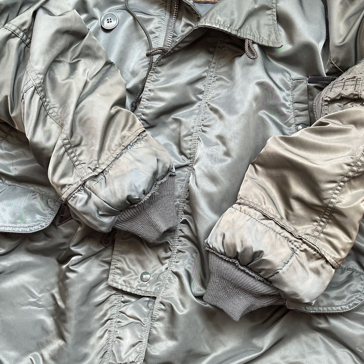 Alpha Industries × Avirex VINTAGE ALPHA INDUSTRIES AVIREX N-3B BOMBER FLIGHT JACKET Size US L / EU 52-54 / 3 - 14 Thumbnail