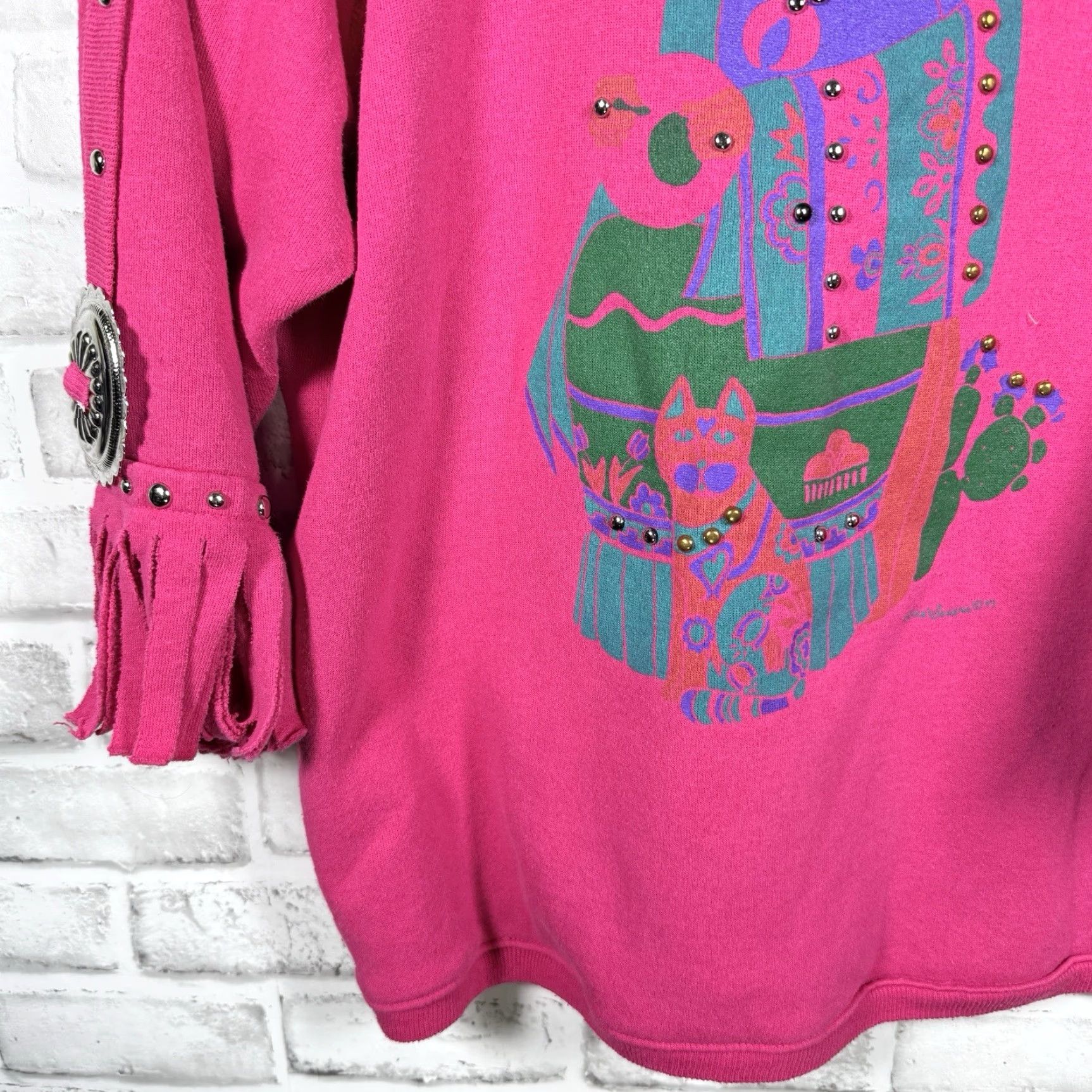 Hanes VTG Hanes pink Native graphic Tasseled Pullover Sweatshirt Womens Size L Size L / US 10 / IT 46 - 3 Thumbnail