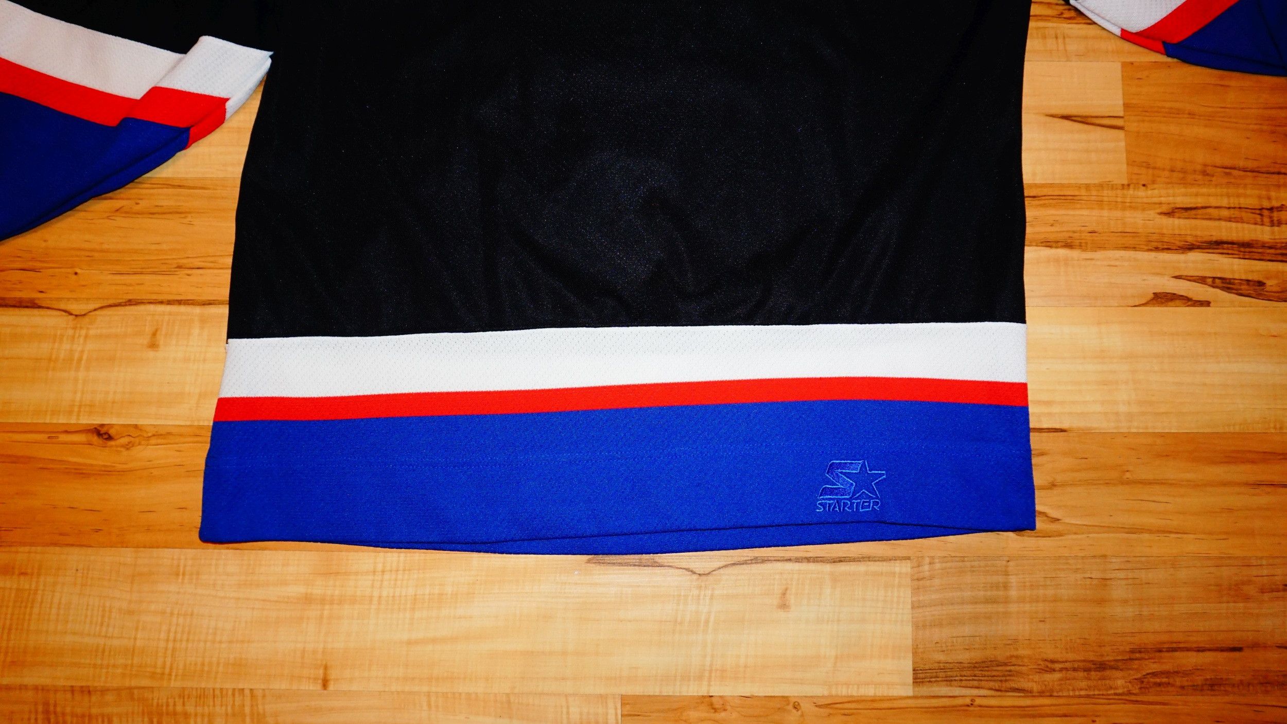 Disney × Starter × Vintage Starter x Donald Duck Vintage 80s 90s Hockey Jersey Size US L / EU 52-54 / 3 - 6 Thumbnail