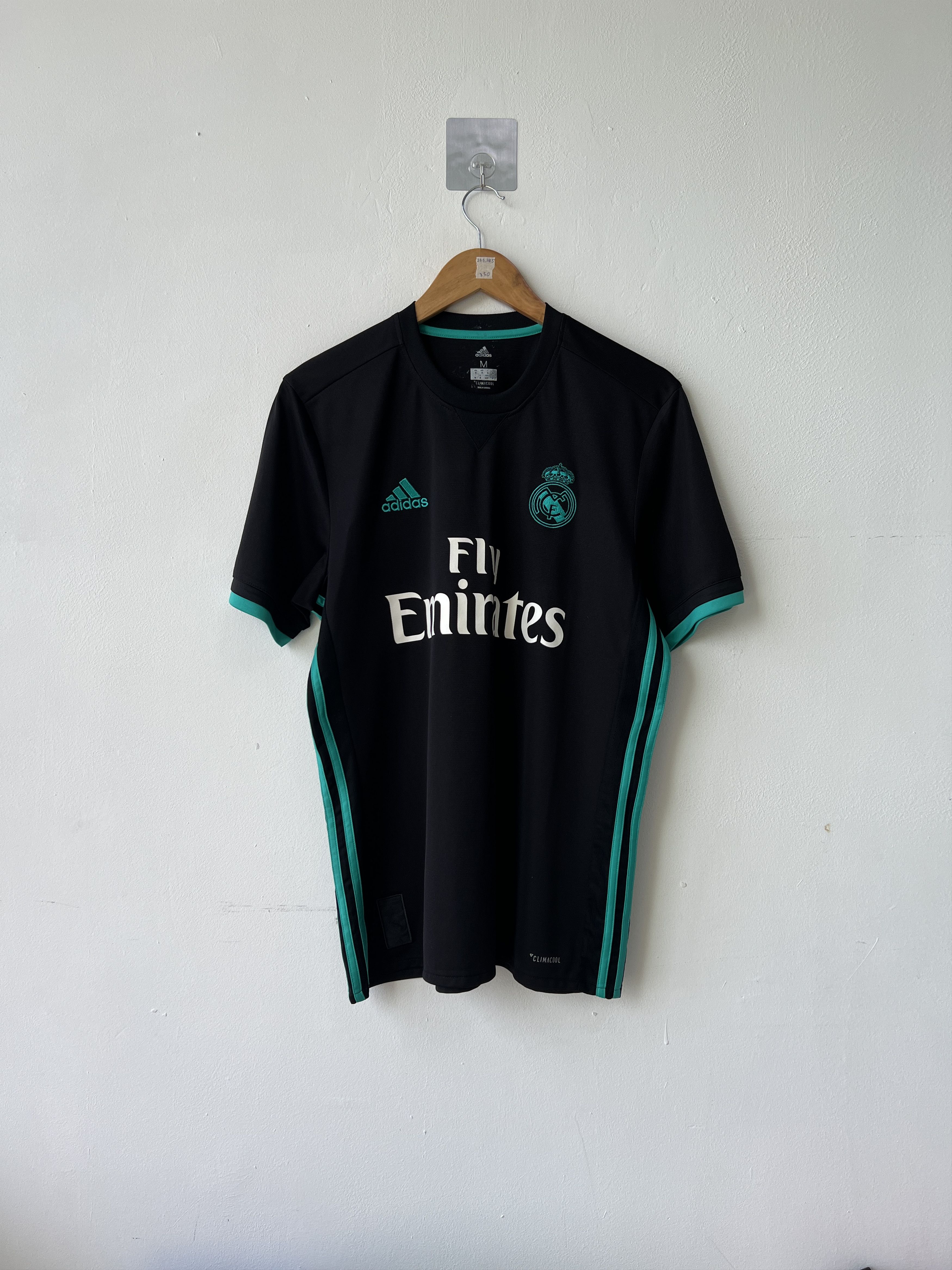 Adidas (M) Real Madrid 2017-18 Away Kit Ronaldo #7 Size US M / EU 48-50 / 2 - 2 Thumbnail