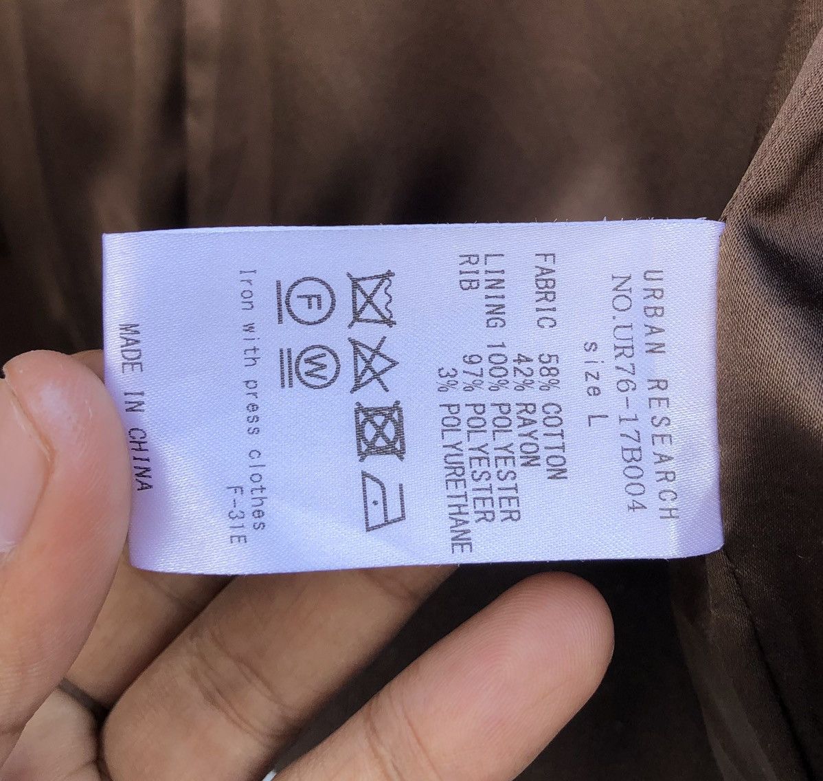URBAN RESEARCH DOORS Urban Research no.ur76-17b004 Rayon Men Bomber Jacket Size US L / EU 52-54 / 3 - 12 Thumbnail