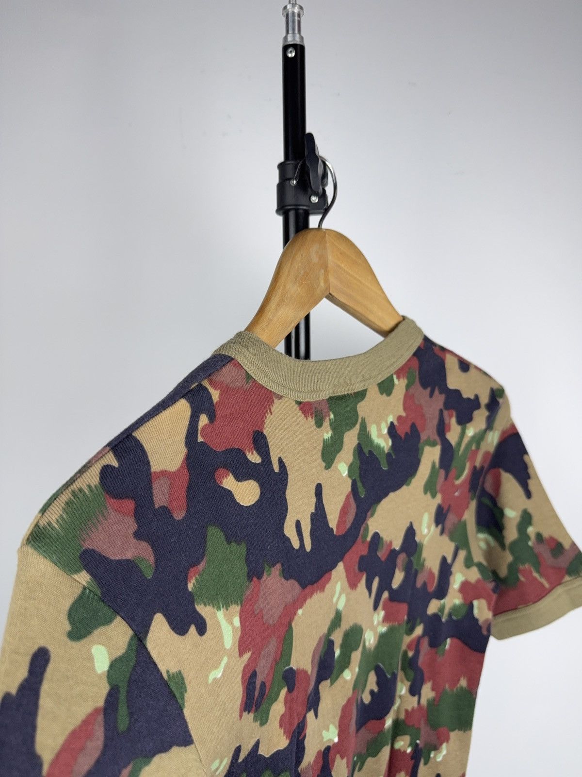 Vintage 00s Vintage Retro Camo T-Shirt Y2K Military Streetwear Tee Size US M / EU 48-50 / 2 - 11 Thumbnail