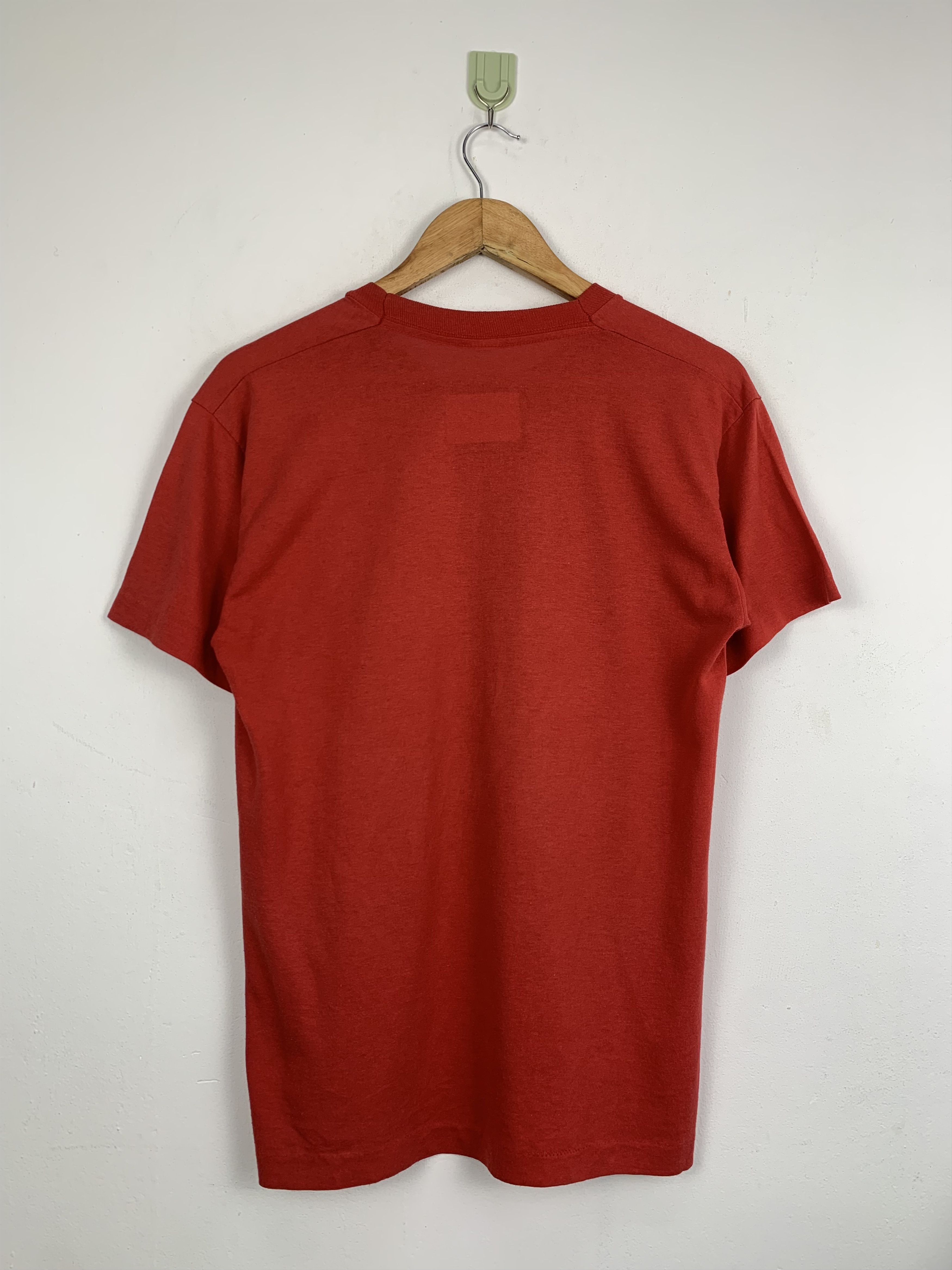Lonsdale × Vintage Vintage 80s Lonsdale Single Stich Paper Thin T Shirt TA0295 Size US M / EU 48-50 / 2 - 3 Thumbnail
