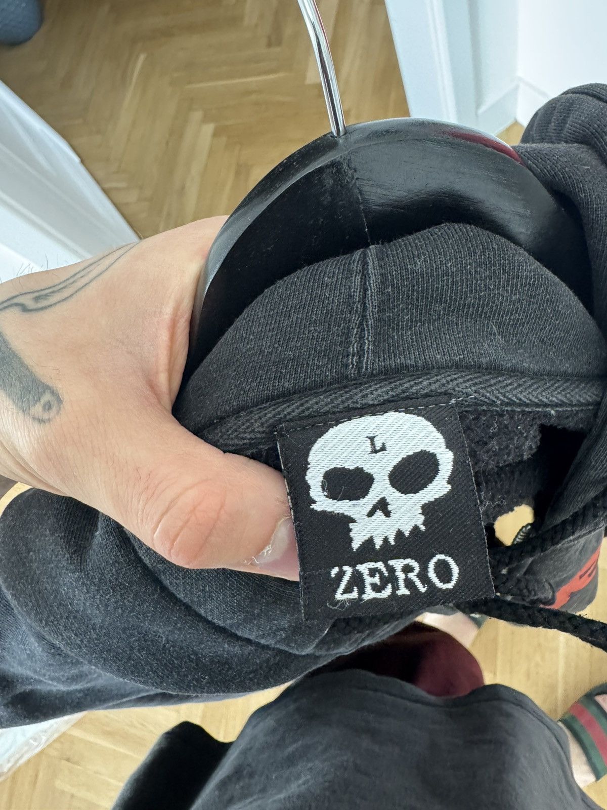 Shorty's Skateboards Vintage Zero Skateboards Hoodie Rare Skate Hype Washed Black Size US L / EU 52-54 / 3 - 4 Thumbnail