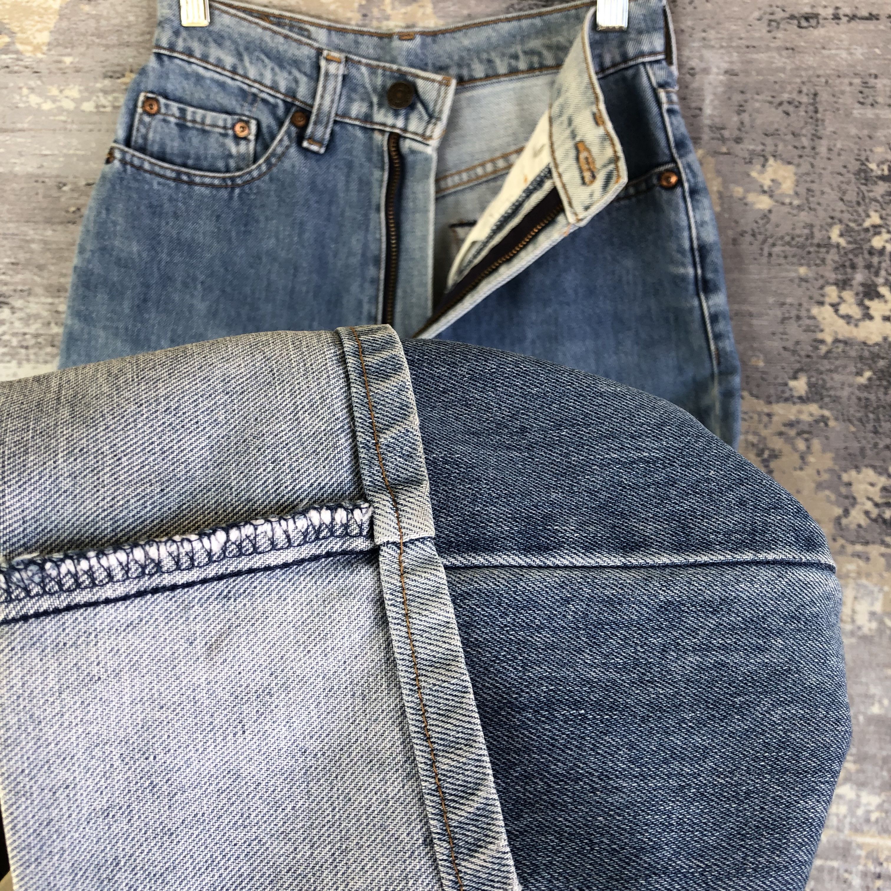 Levi's Vintage Levis 509 Faded Baggy Jeans Levi's Light Wash Denim Size 22" - 8 Thumbnail