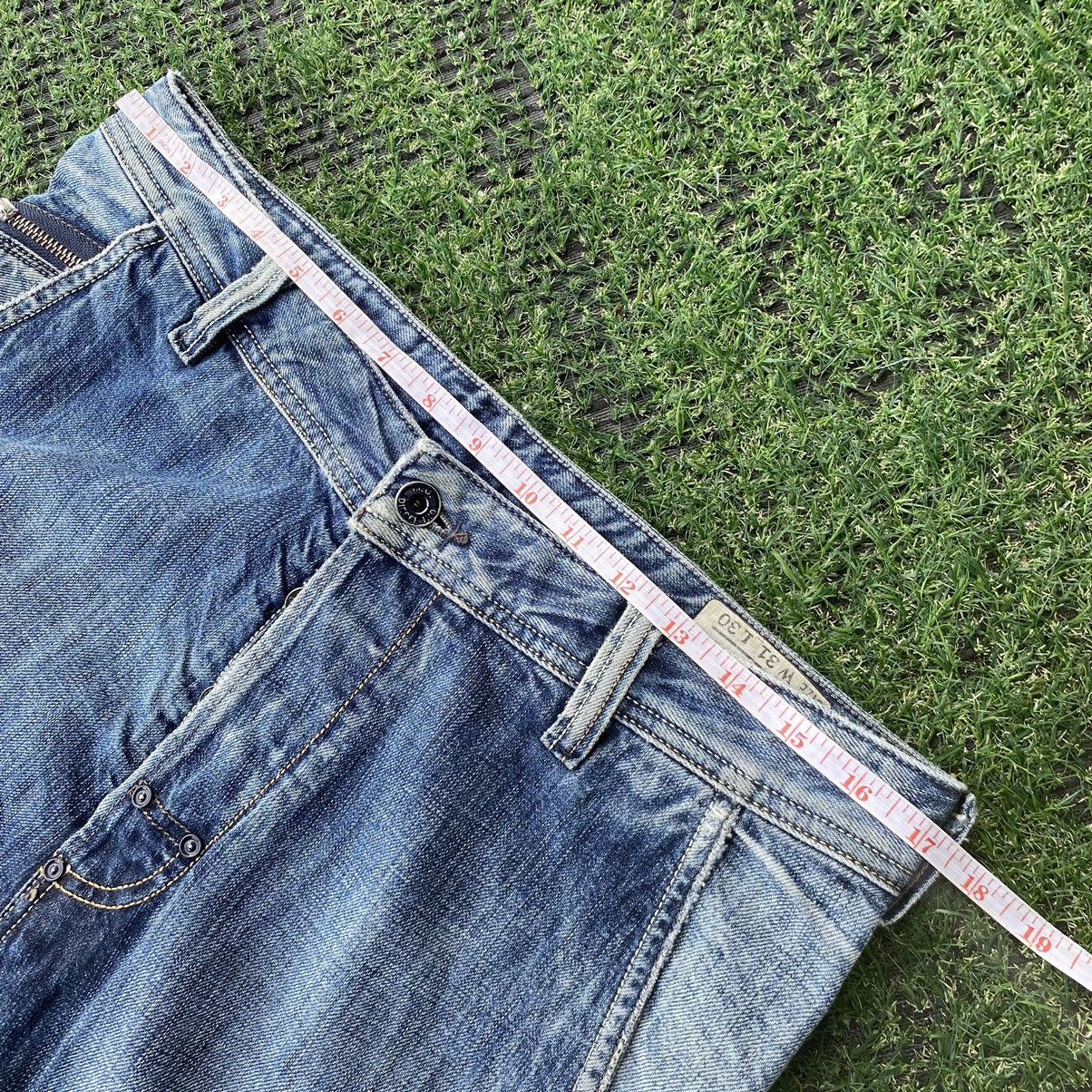 Diesel Thrashed Vintage Diesel Distressed Denim ERD GRUNGE GRAIL Size US 34 / EU 50 - 6 Thumbnail