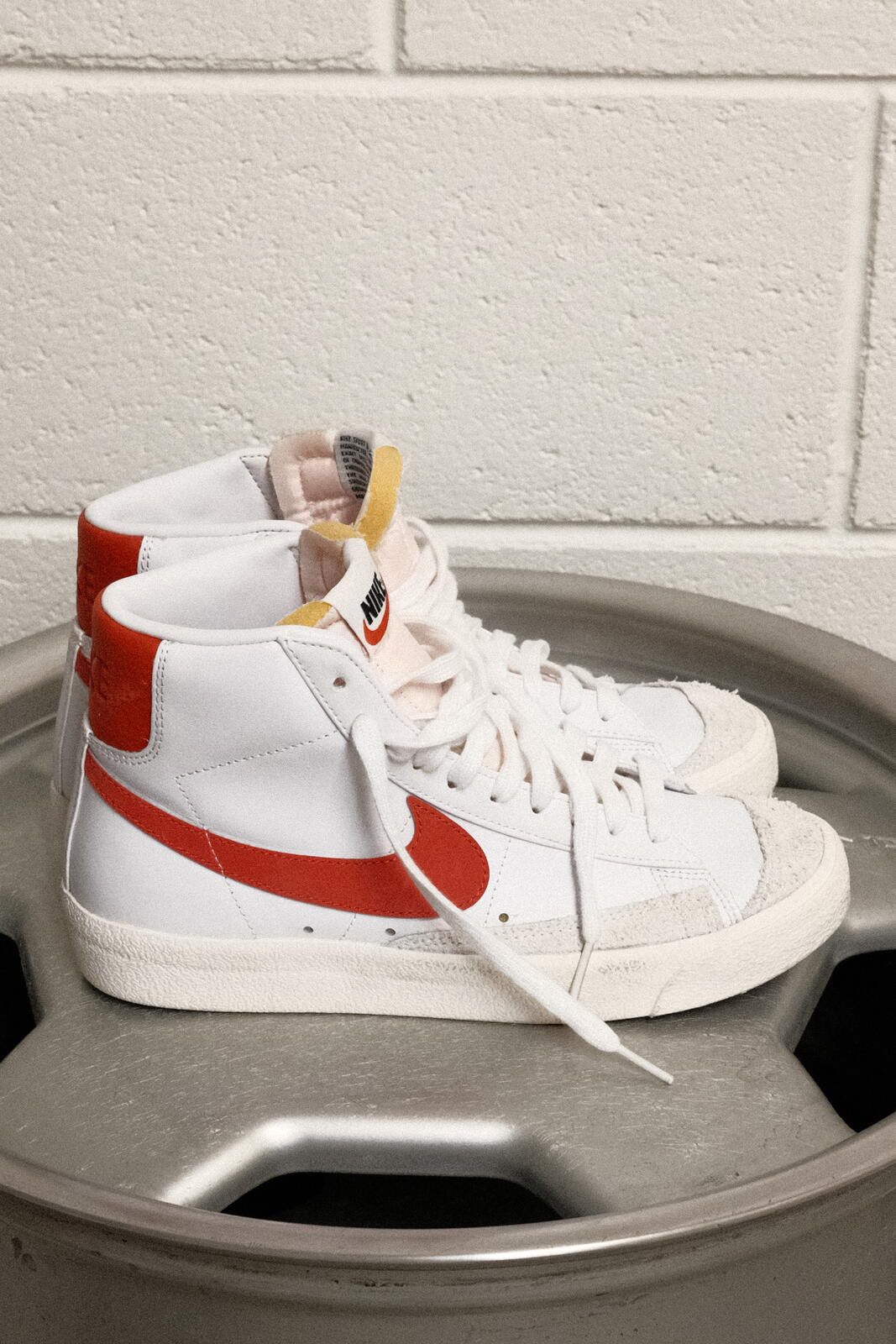 Nike Nike Blazer Mid White and Orange Sneakers US 8 W Size US 7.5 / IT 37.5 - 2 Thumbnail