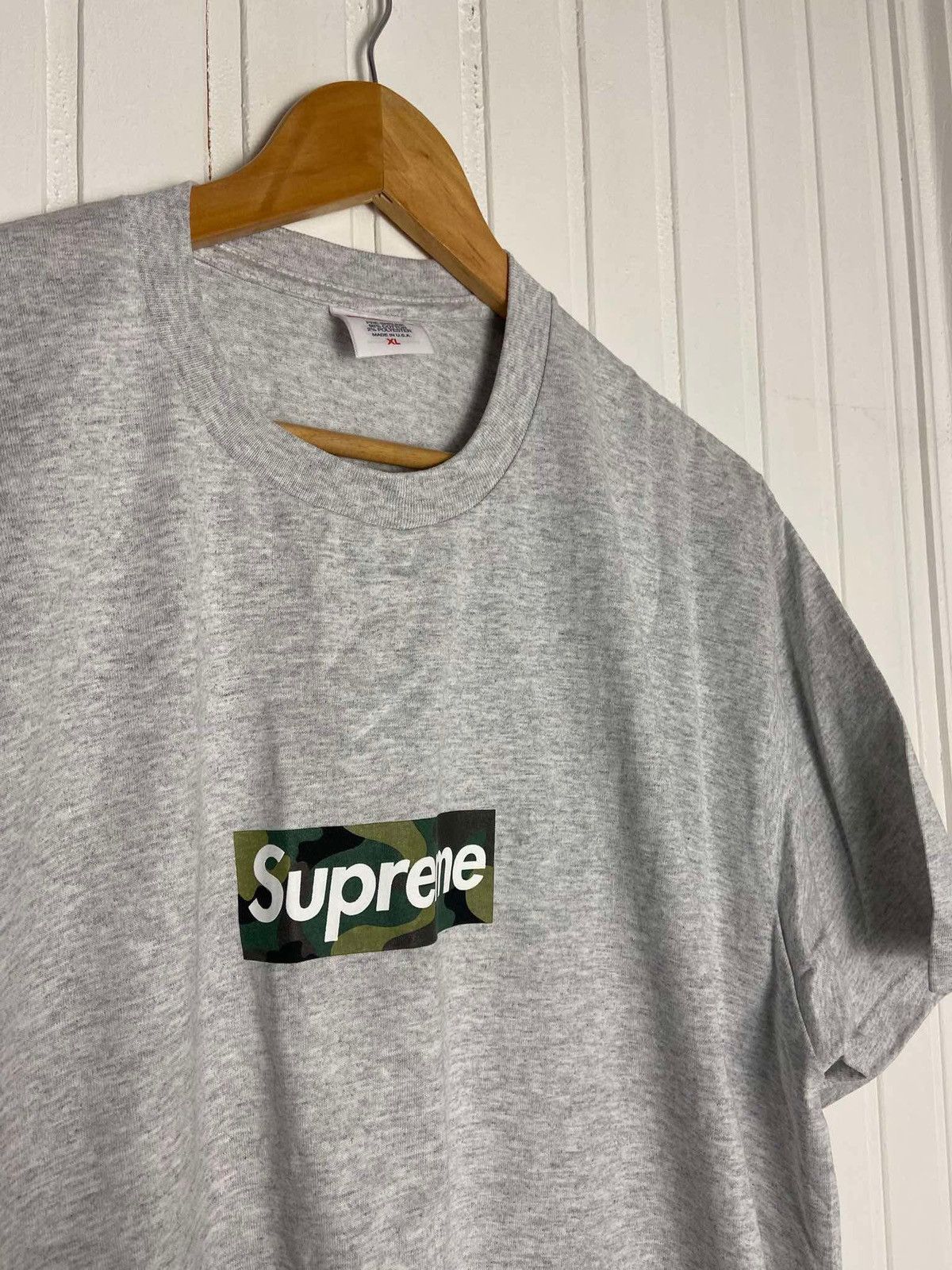 Supreme New Supreme Box Logo Tee (FW23) grey size XL Size US XL / EU 56 / 4 - 5 Thumbnail