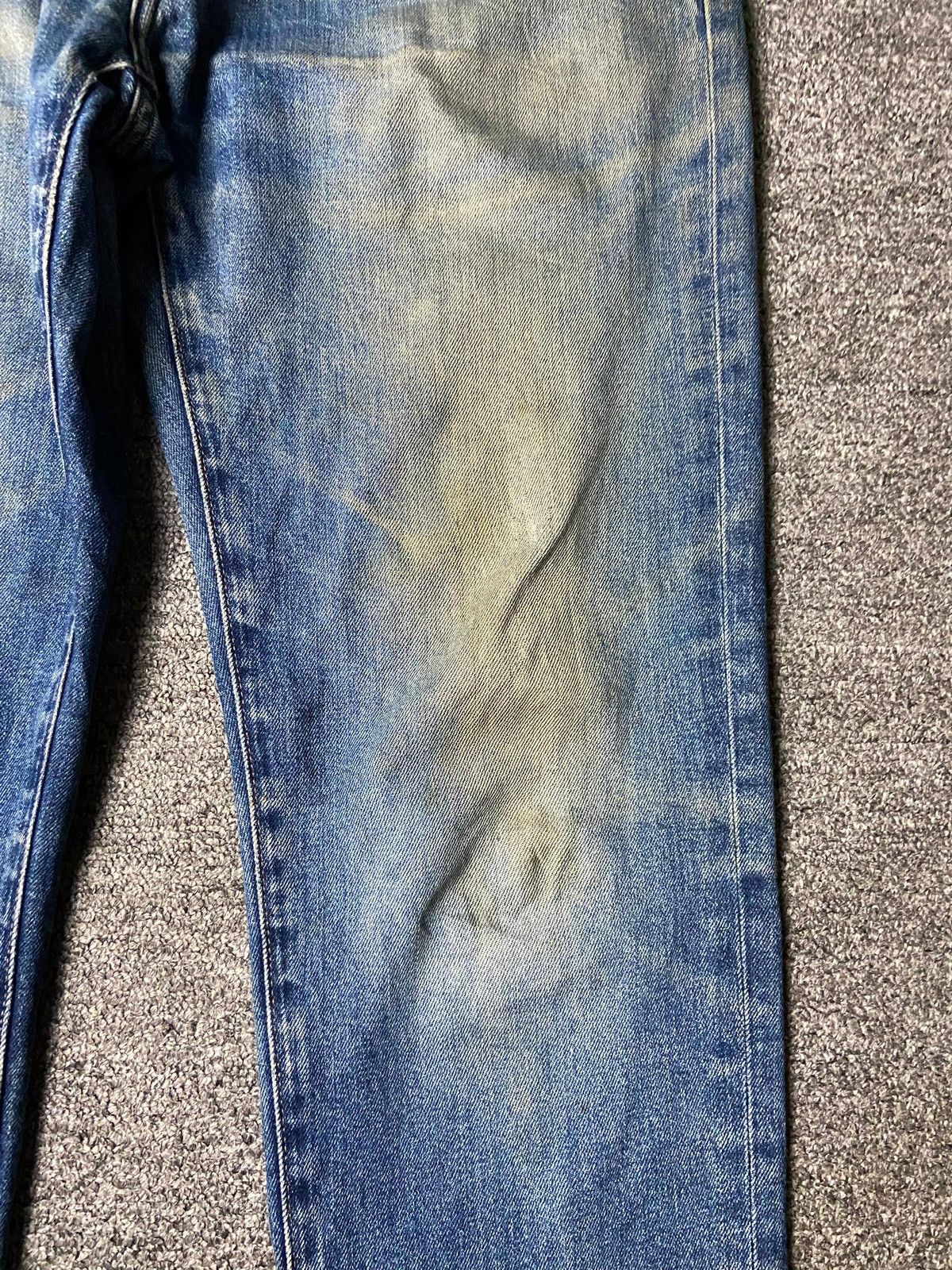Uniqlo Uniqlo by Kaihara Slim Fit Distressed Denim Jeans (165) Size US 34 / EU 50 - 12 Thumbnail