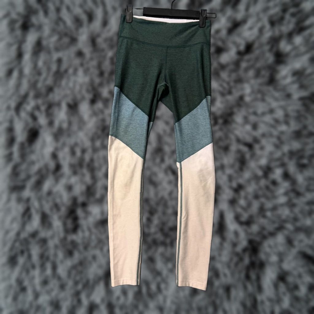 Outdoor Voices Outdoor Voices Leggings Womens XS Green Pink Colorblock High Rise 7/8 Yoga Gym Size 26" / US 2 / IT 38 - 1 Thumbnail
