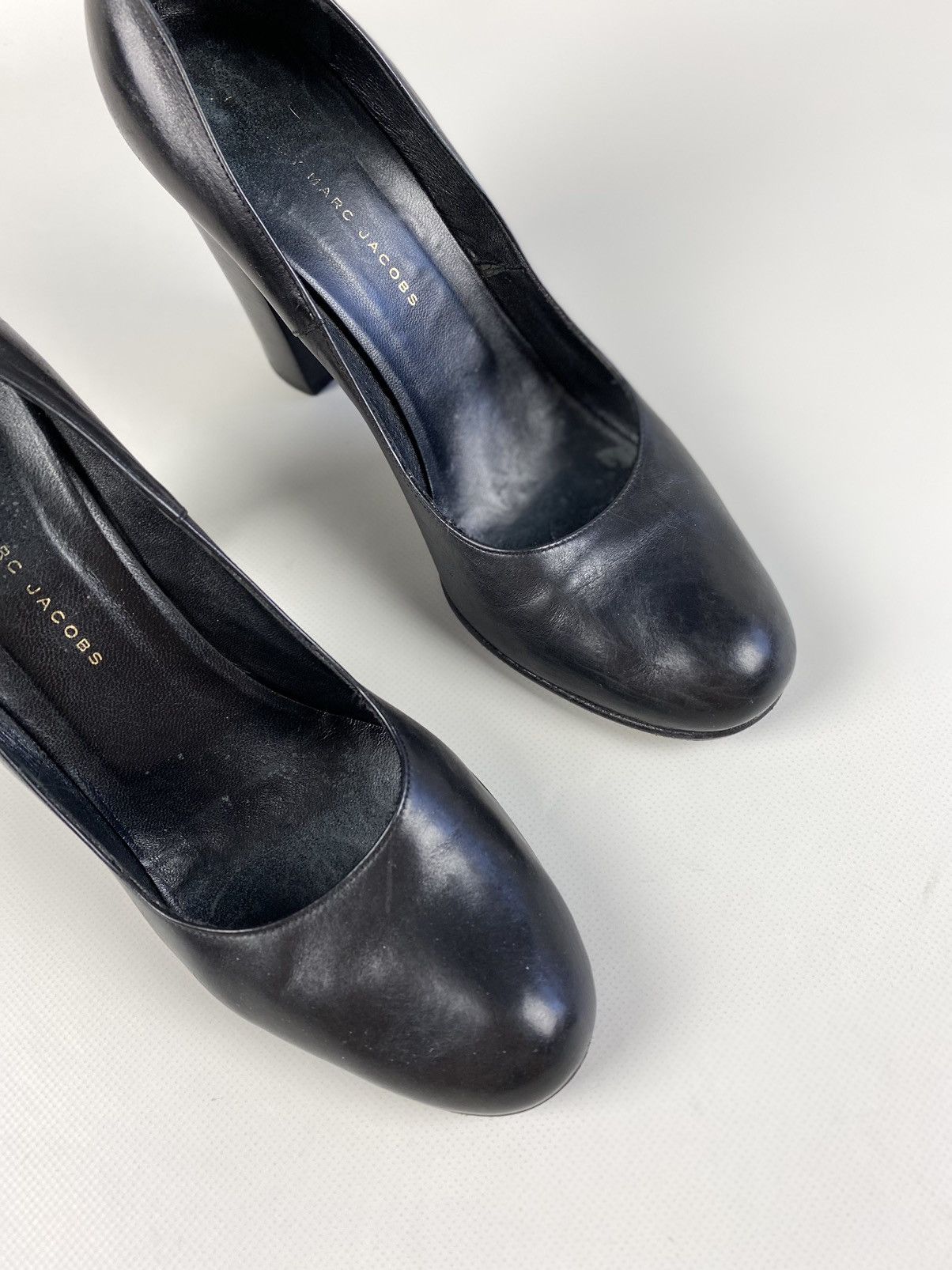 Marc Jacobs Marc by Marc Jacobs ladies leather heels shoes size 39 1/2 Size US 9.5 / IT 39.5 - 4 Thumbnail