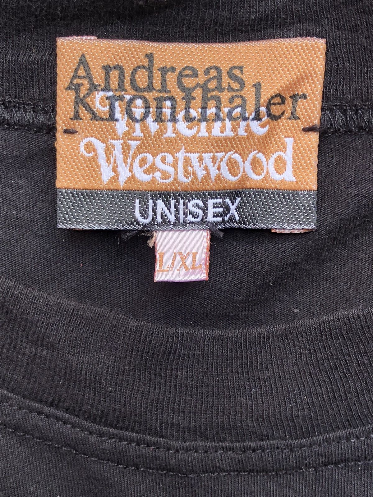 Vivienne Westwood Vivienne Westwood Destination Logo Earth Sign Tee Size US XL / EU 56 / 4 - 12 Thumbnail