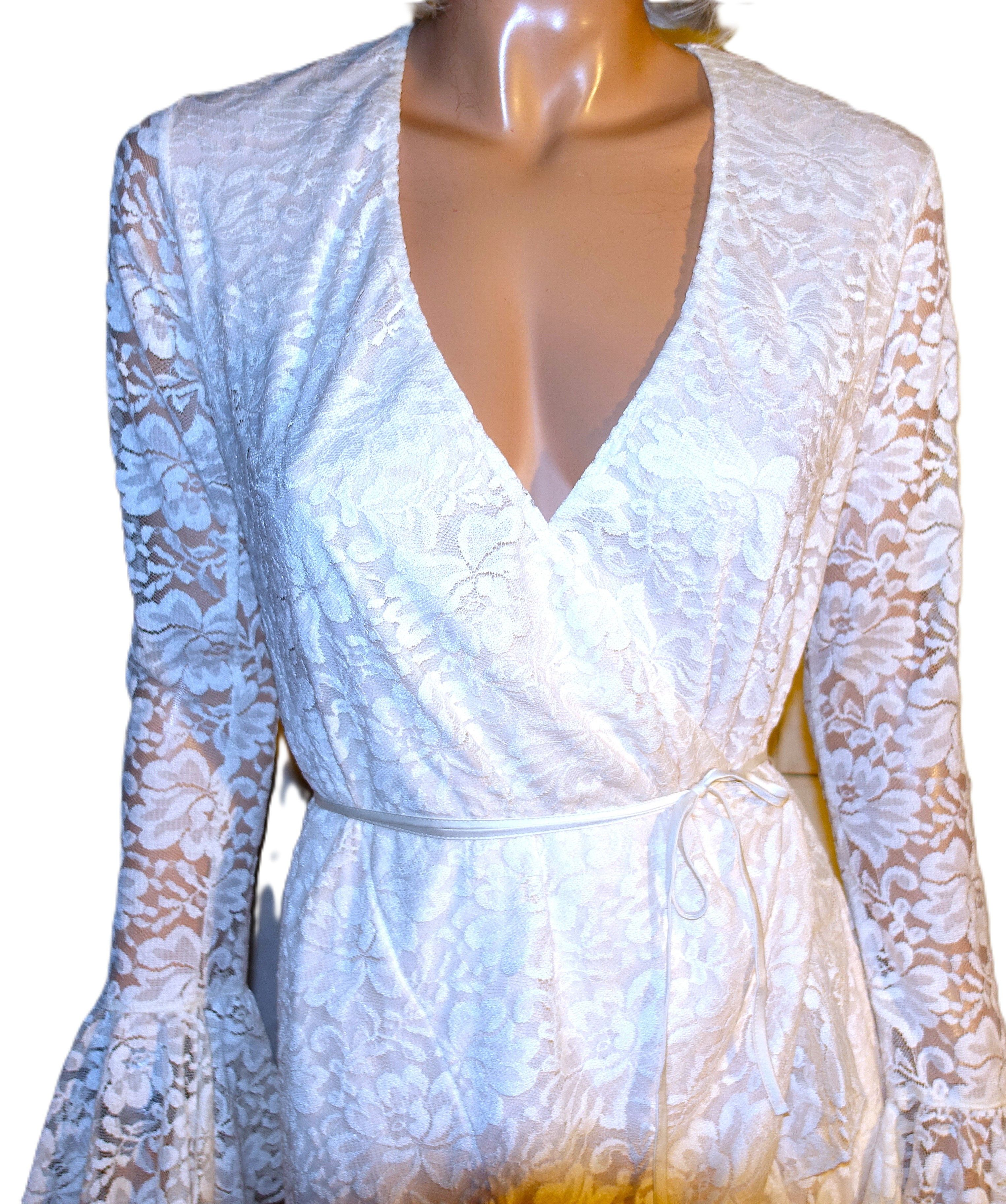 Other Hot as Hell Floral Ivory Lace Wrap Dress S Size S / US 4 / IT 40 - 2 Thumbnail
