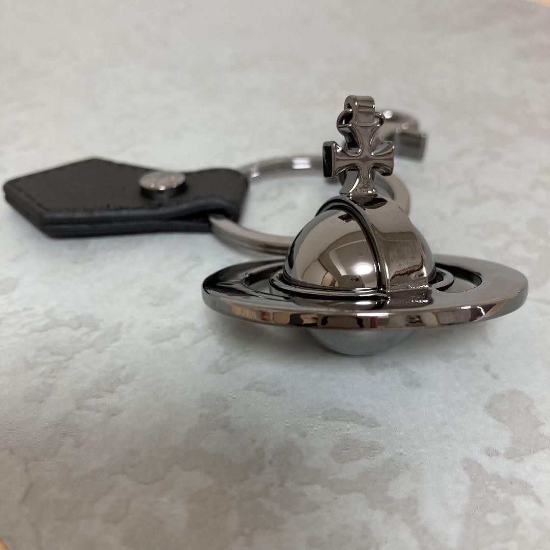 Vivienne Westwood 3D Orb Leather Keychain Size ONE SIZE - 1 Thumbnail