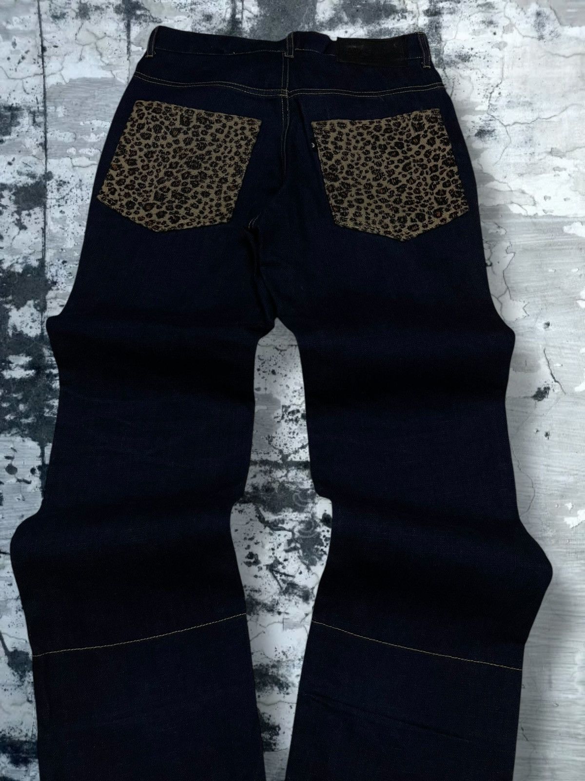 Japanese Brand Vintage Rare Japan Designer Ills Garments Leopard Art Denim Size US 32 / EU 48 - 12 Thumbnail