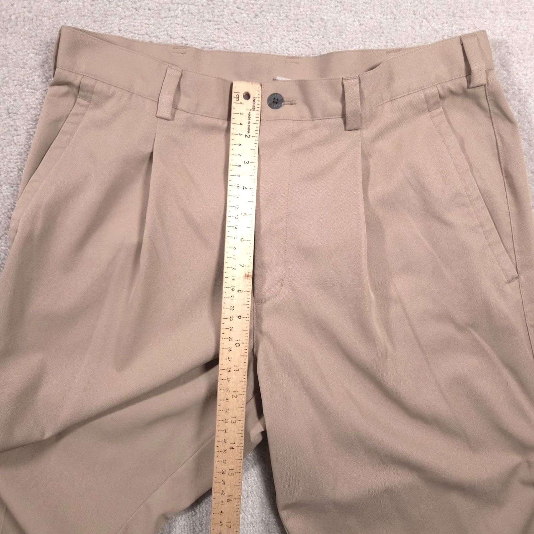 Nike Nike Golf Pants Mens 34 Beige Twill Pleated Moisture Wicking Performance Regular Straight Leg Pants Mens Golf Size US 34 / EU 50 - 7 Thumbnail