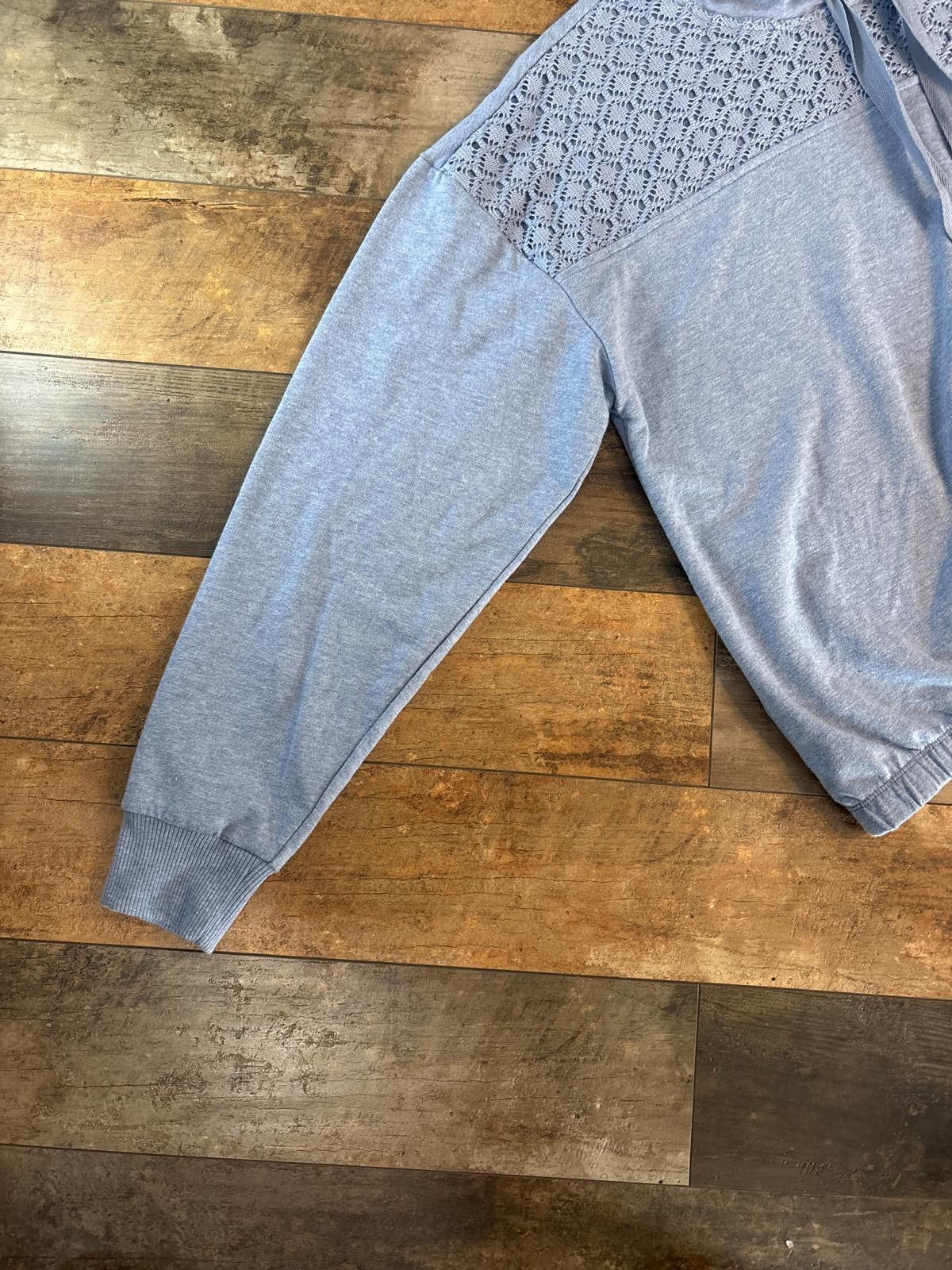 Lauren Conrad Lauren Conrad Medium Gray Hoodie with Embroidered Detail Size M / US 6-8 / IT 42-44 - 6 Thumbnail