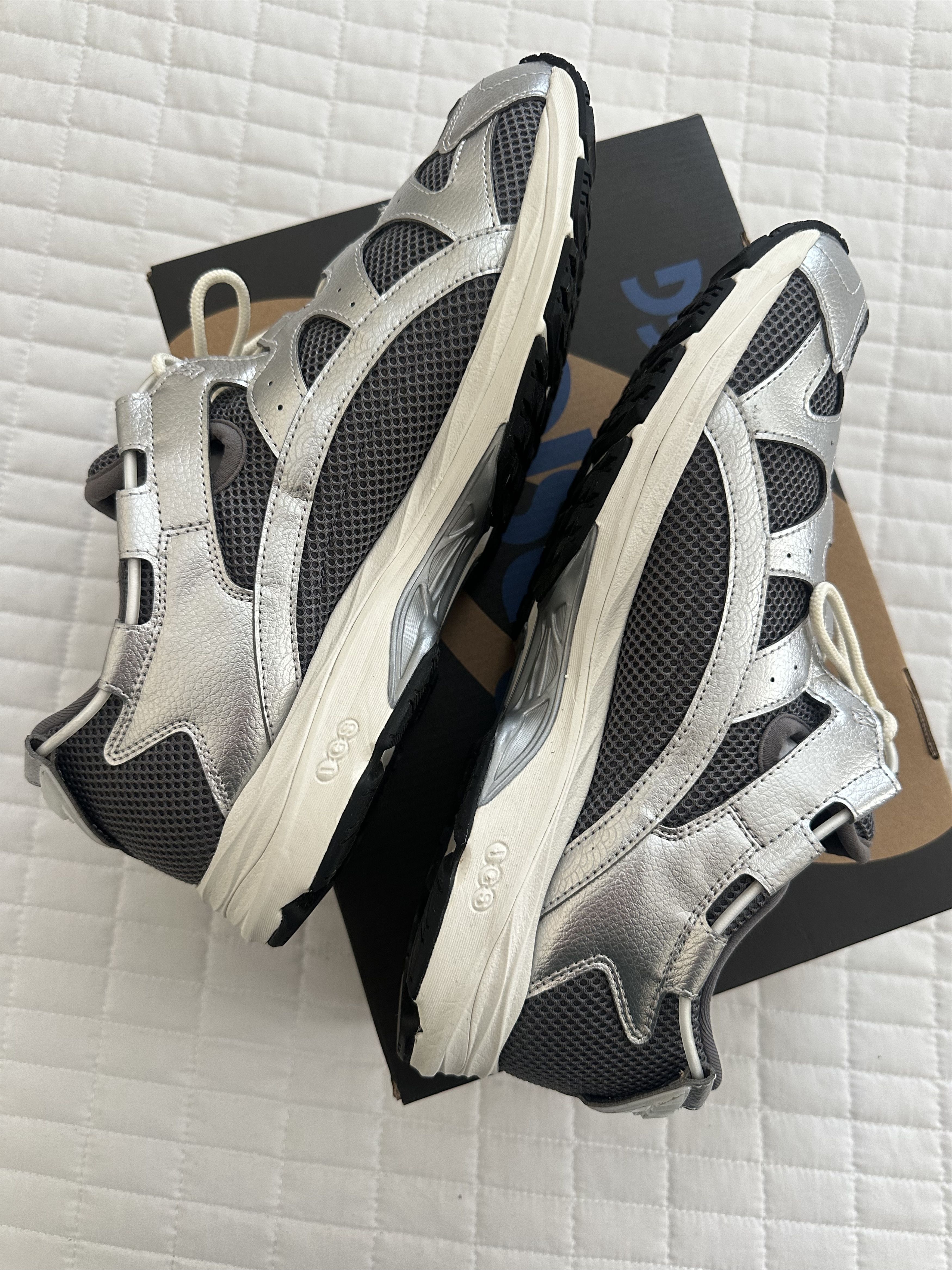 Asics × Ronnie Fieg Ronnie Fieg for ASICS GEL-MAI 0.1 Japan Kith Size US 11.5 / EU 44-45 - 11 Thumbnail