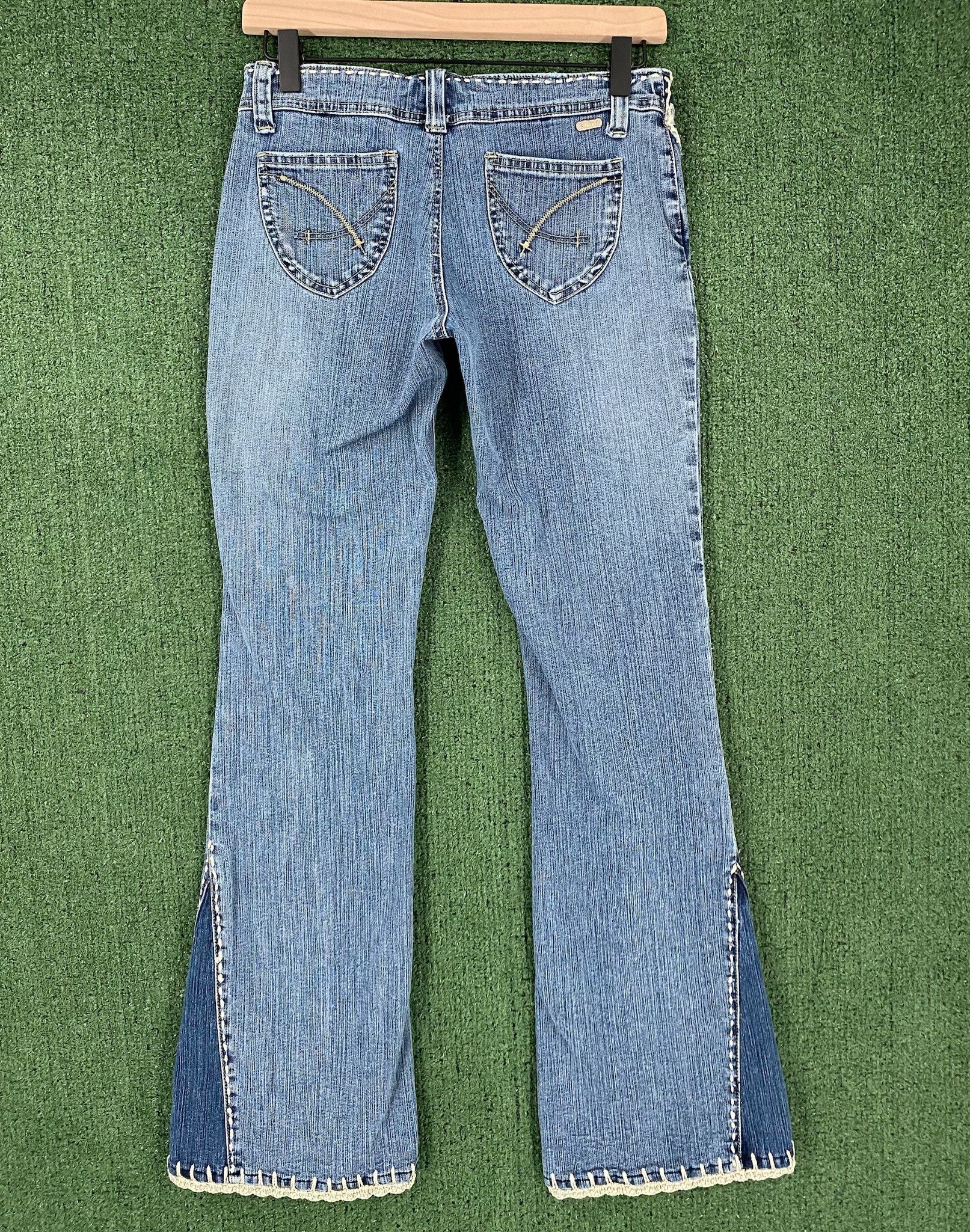 Other Y2K Dollhouse Crochet Flare Bell Bottom Jeans 26” Waist Size 26" / US 2 / IT 38 - 8 Thumbnail