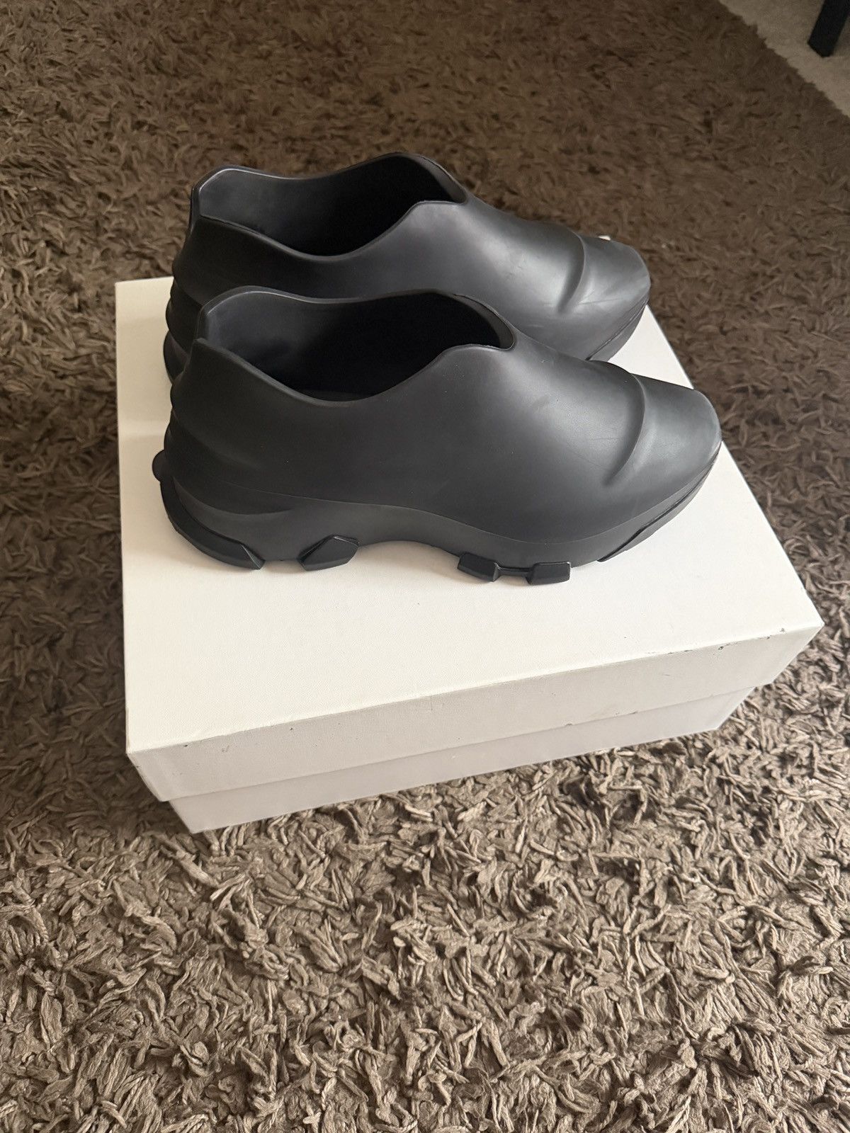 Givenchy Givenchy Monumental Mallow Size US 11 / EU 44 - 3 Thumbnail