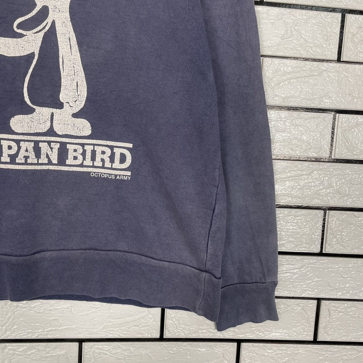 Japanese Brand Vintage 90s Octopus Army Anpan Bird Sweatshirt Size US S / EU 44-46 / 1 - 4 Thumbnail