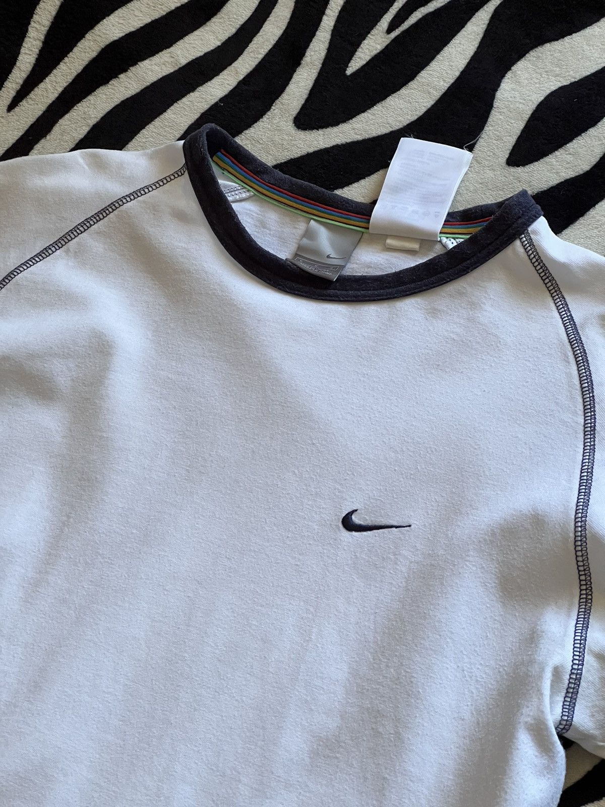 Nike × Vintage Nike t-shirt swoosh vintage Size US L / EU 52-54 / 3 - 4 Thumbnail
