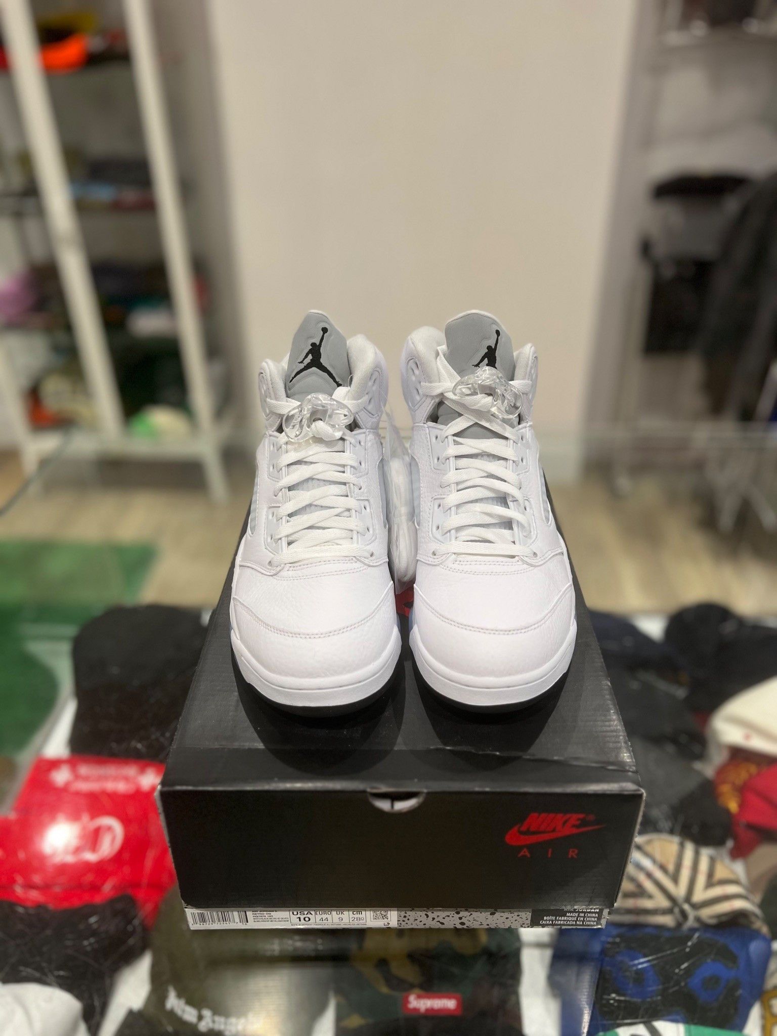 Jordan Brand Jordan 5 White Metallic (2026) Size US 10 / EU 43 - 3 Thumbnail