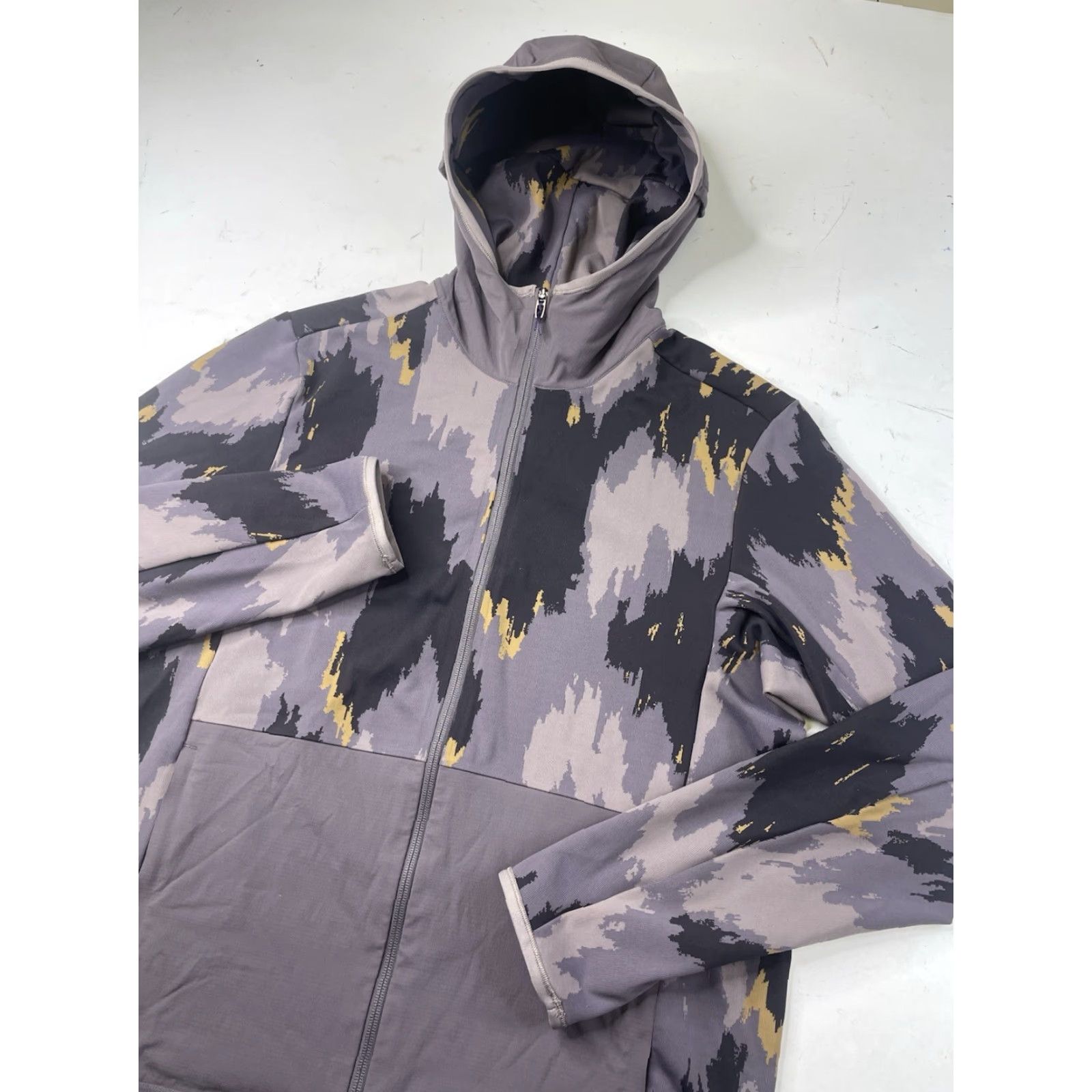 Lululemon Lululemon Jacket Full Zip Windbreaker Take The Moment Jacquard Multicolor L Large Mens Size US L / EU 52-54 / 3 - 2 Thumbnail