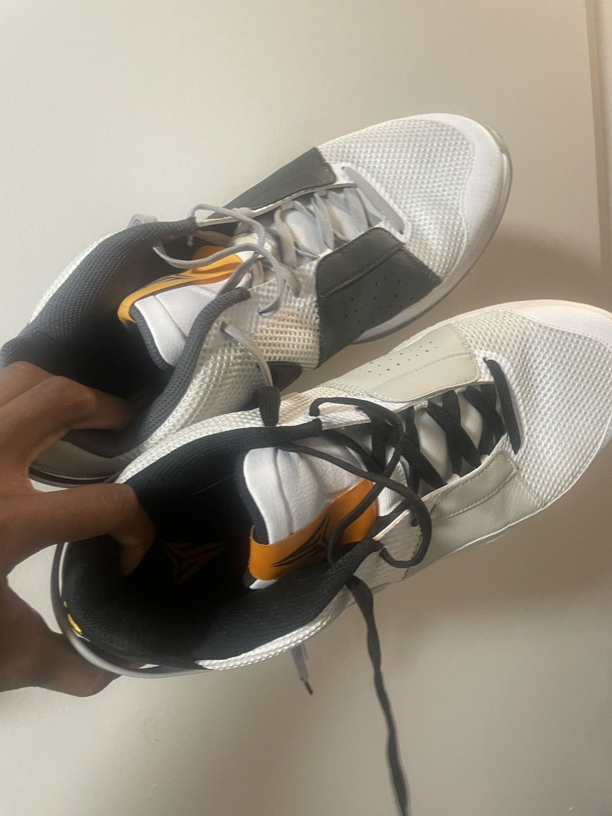 Nike Ja morants Size US 12.5 / EU 45-46 - 4 Thumbnail