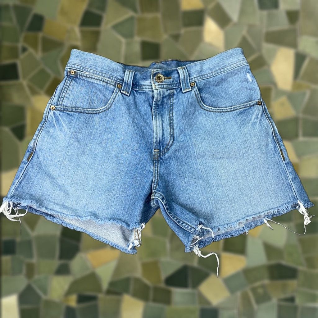 Levi's Vintage Levis Jeans Cut-Off Shorts Womens Size 32 Blue Loose Short Size 32" / US 10 / IT 46 - 1 Thumbnail
