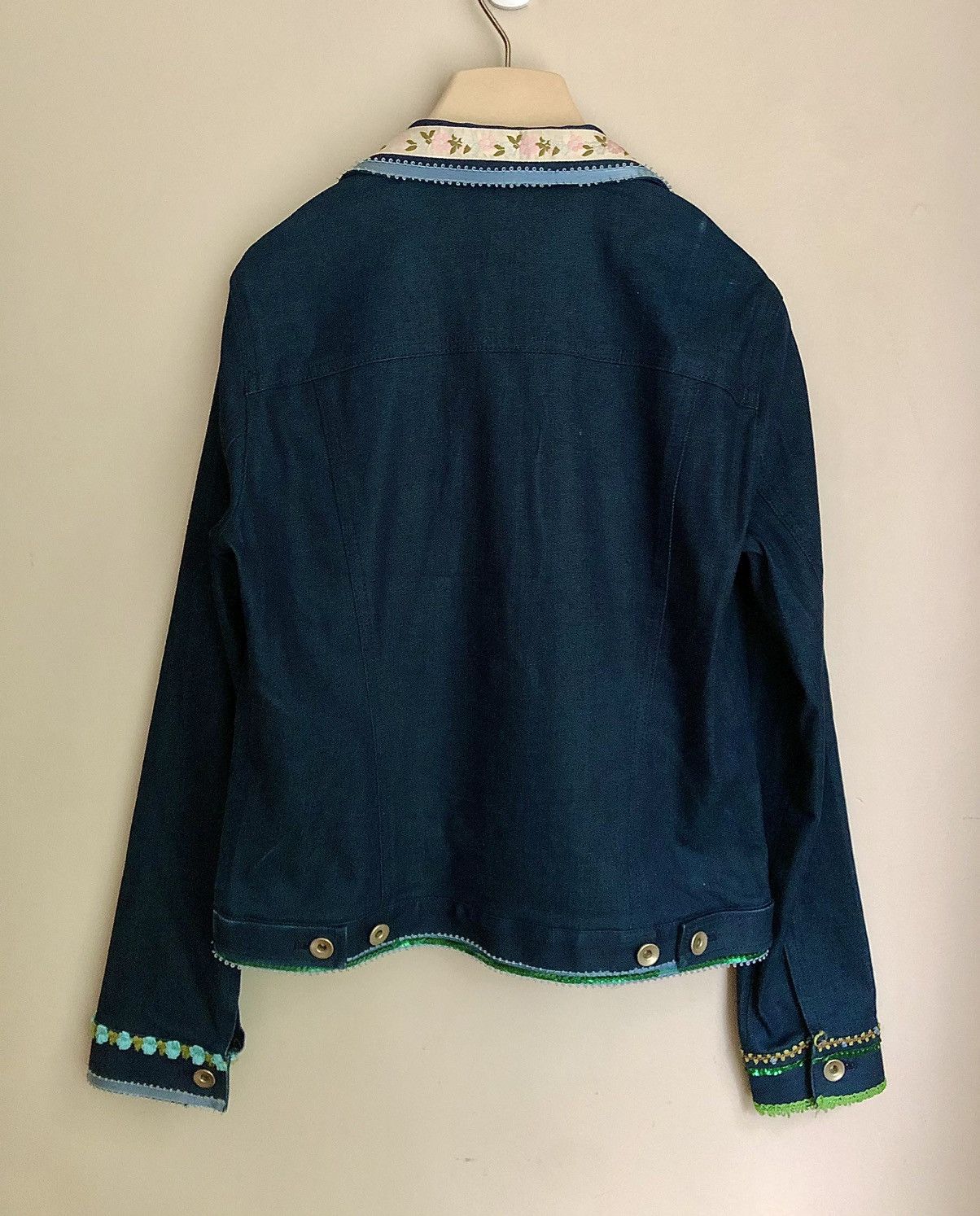 Todd Oldham Todd Oldham Vintage Sequin, Lace, Floral Trim Denim Jacket Size M / US 6-8 / IT 42-44 - 11 Thumbnail