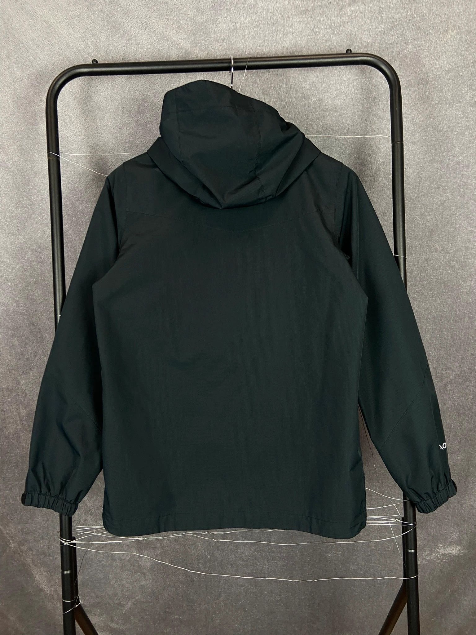 Berghaus Berghaus Black Waterproof Windbreaker Jacket S Outdoor Tech Size US S / EU 44-46 / 1 - 4 Thumbnail