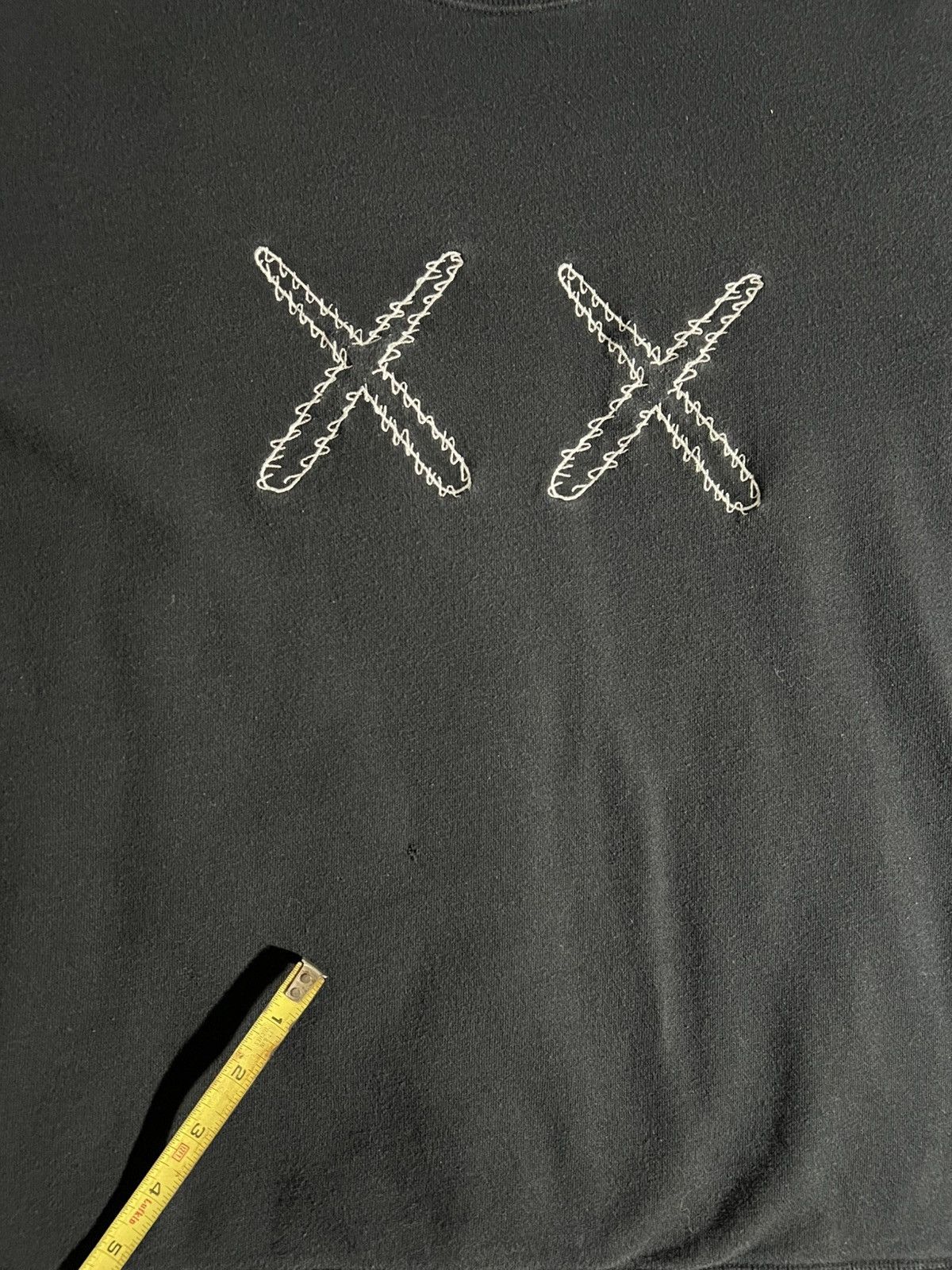 Kaws × Uniqlo KAWS X Uniqlo X Sesame Street Sweatshirt Size US L / EU 52-54 / 3 - 2 Thumbnail