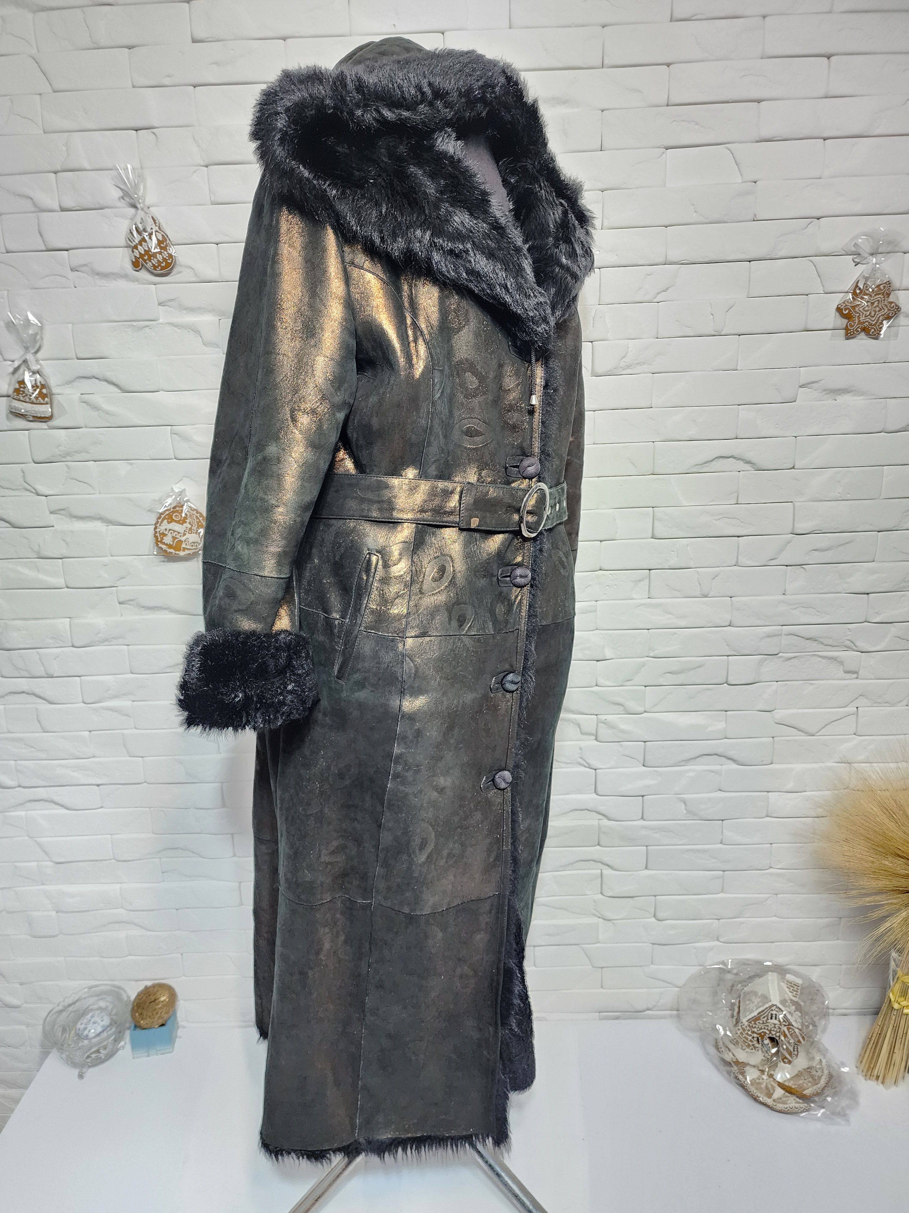 Uniqlo Bronze Sheepskin Hooded Coat: Leather Belted Outerwear Size XL / US 12-14 / IT 48-50 - 3 Thumbnail