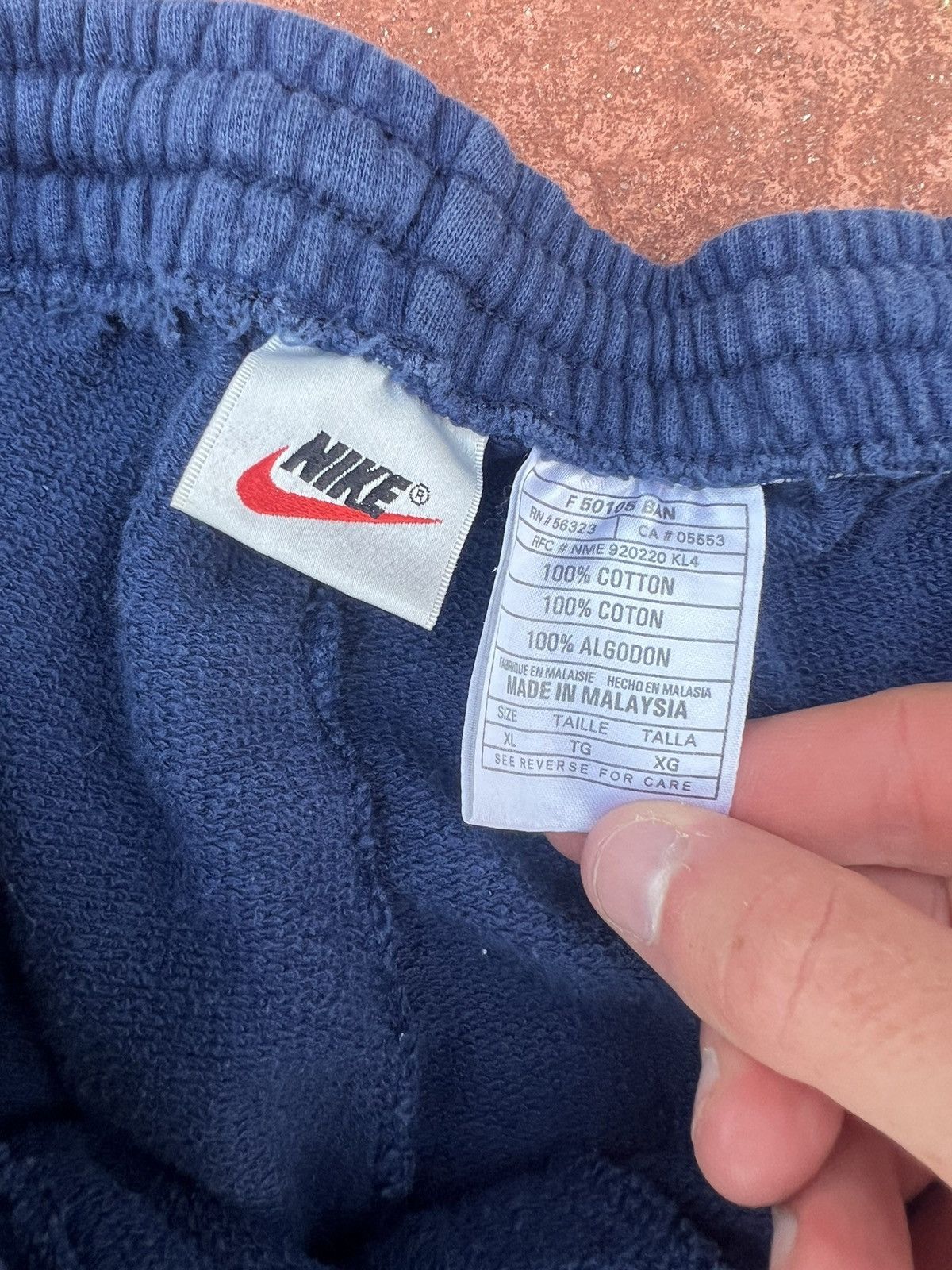 Nike Vintage 90’s Thick White Tag Nike Baggy Sweatpants Size US 34 / EU 50 - 5 Thumbnail