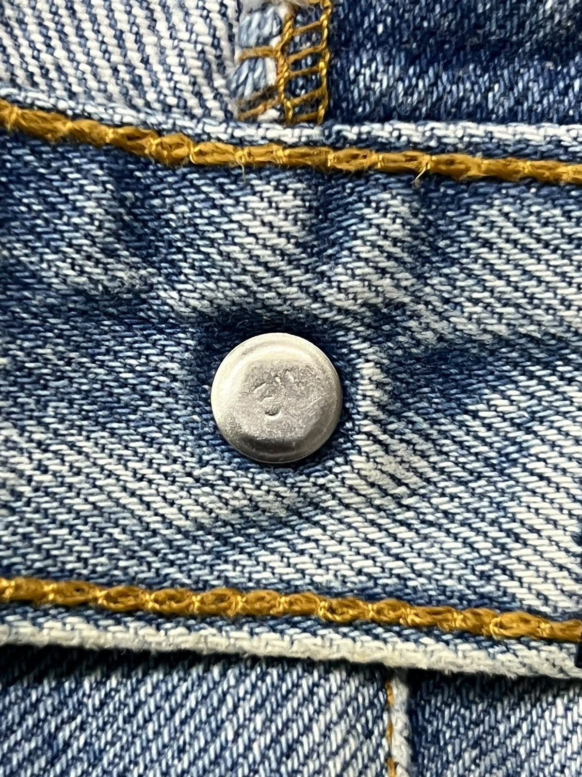 Levi's Vintage 90s Levi’s 502 Usa - Faded, Distressed Denim Size US 31 - 11 Thumbnail