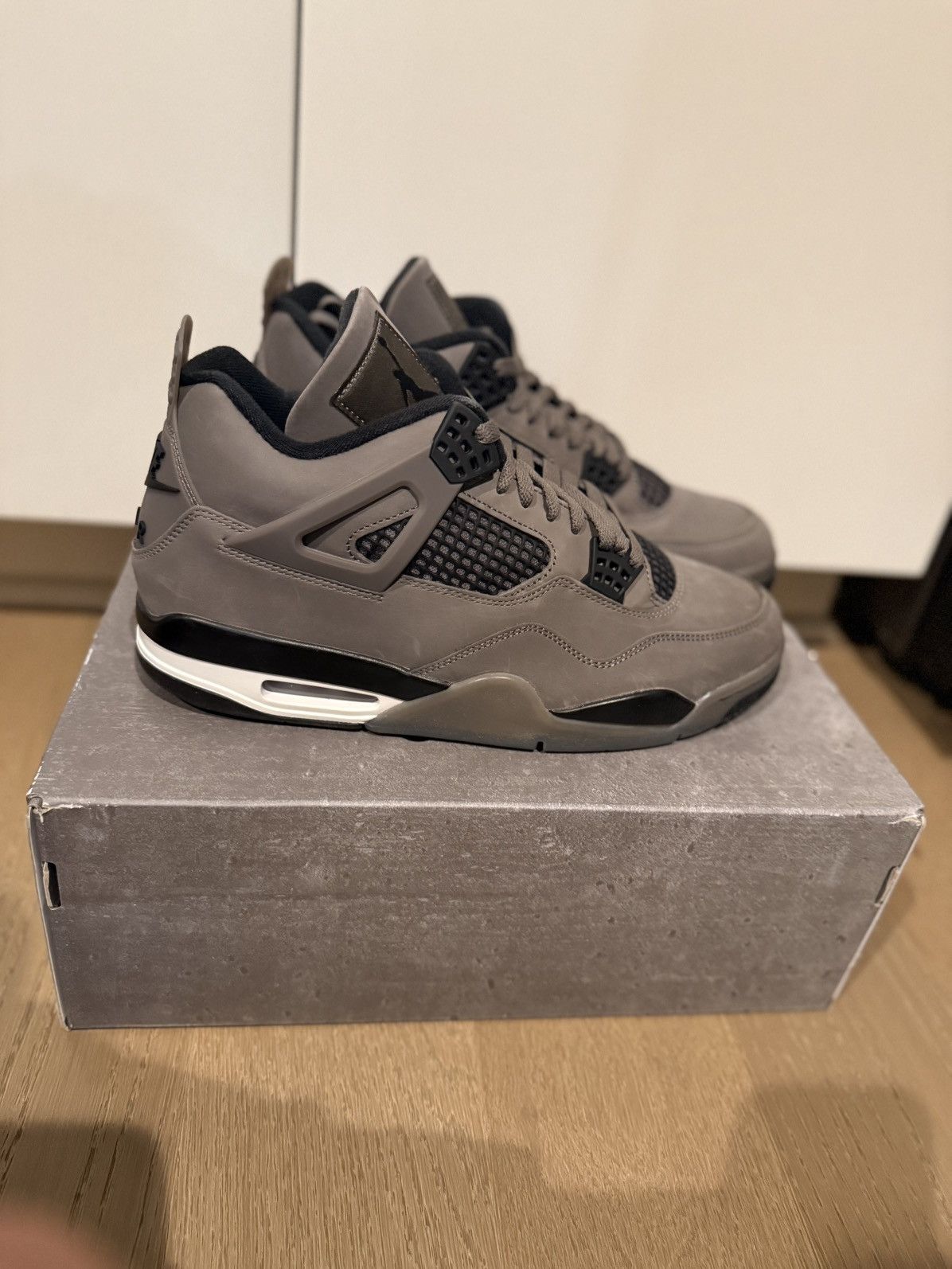 Jordan Brand Nike Air Jordan 4 Retro Cave Stone Men's Size 12 New Size US 12 / EU 45 - 5 Thumbnail