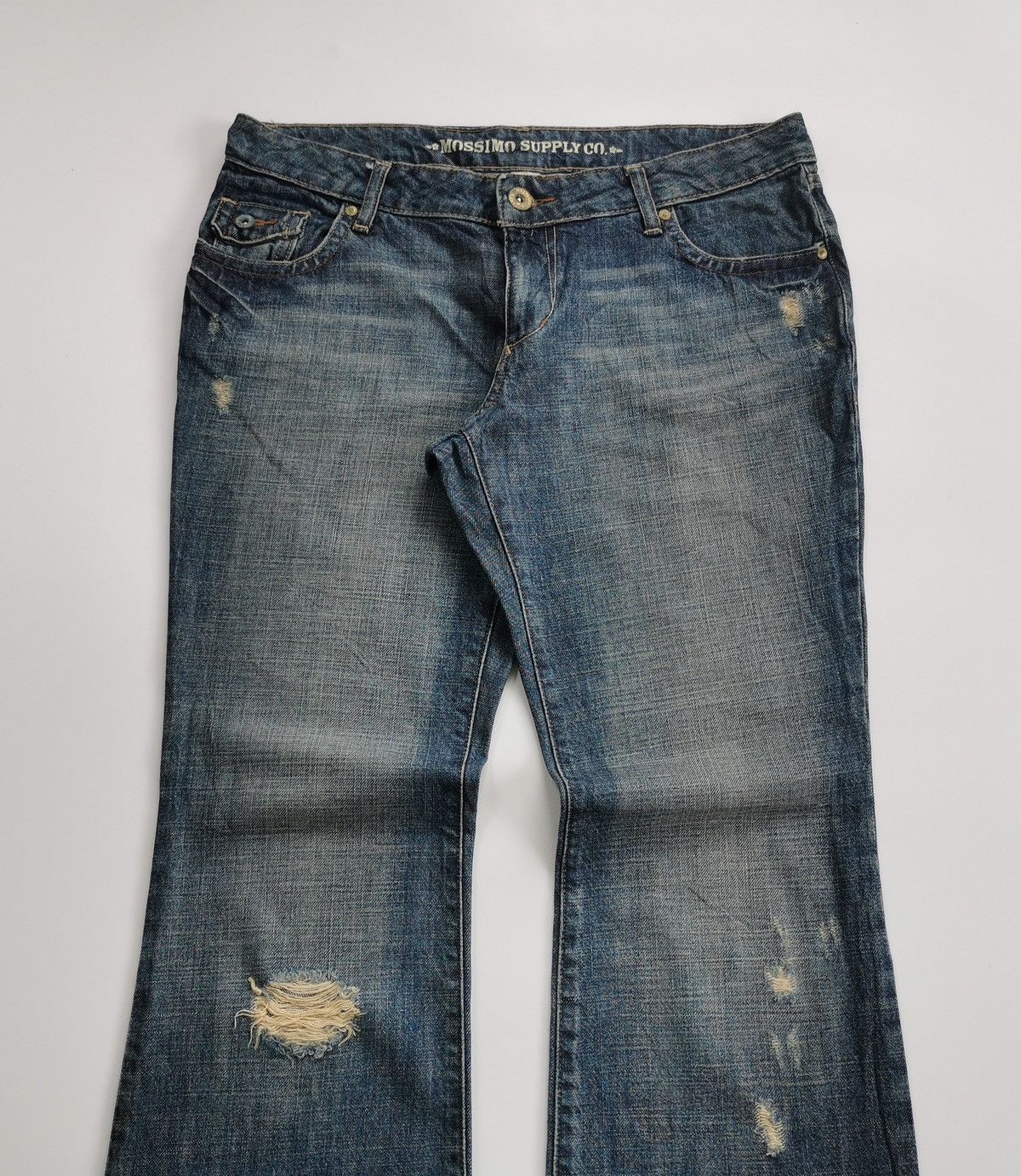 Mossimo Mossimo Bootcut Distressed Jeans ERD Grunge Size 34" / US 12 / IT 48 - 3 Thumbnail