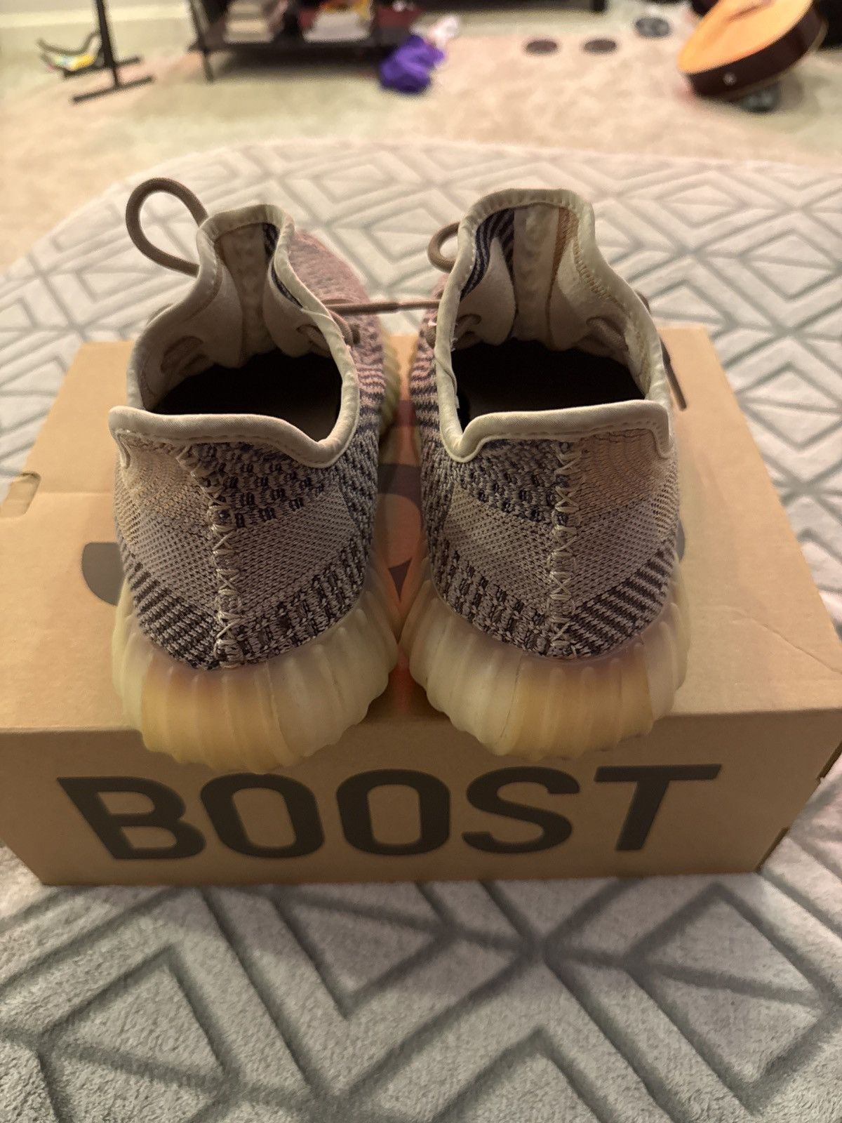 Yeezy Yeezy 350 Ash Pearl Size US 9 / EU 42 - 4 Thumbnail