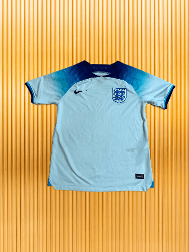 Nike × Vintage Vintage England Soccer Jersey Nike Size S Size US S / EU 44-46 / 1 - 1 Thumbnail